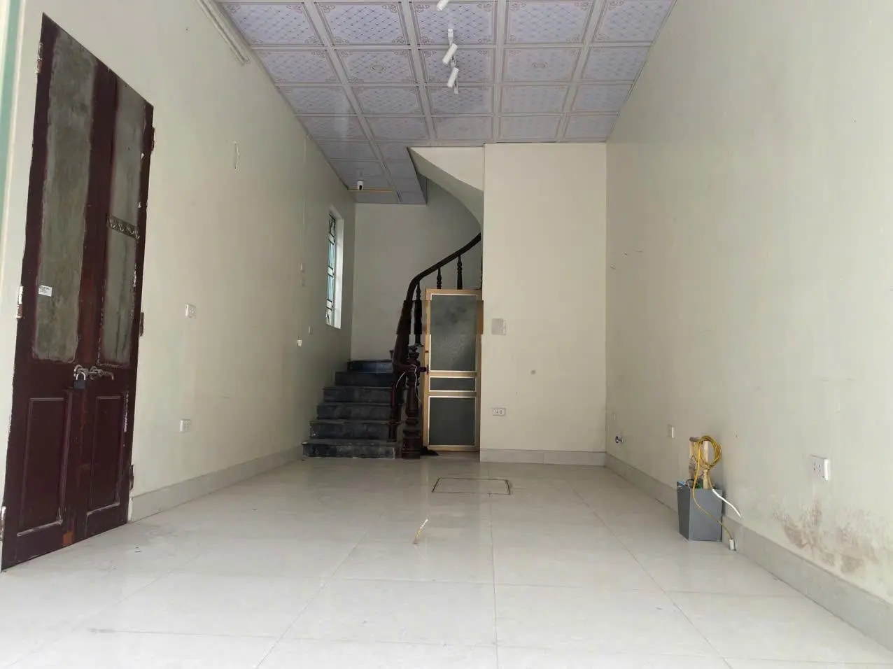 Lô góc 3 tầng, oto 7 chỗ thông ở Làng Nghề gốm Bát Tràng - Gia Lâm