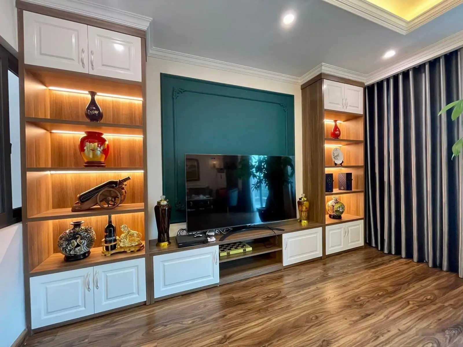 Căn góc! Phố Phùng Chí Kiên, phân lô vip, ô tô tránh, 3 thoáng, kinh doanh đỉnh, văn phòng, 58m2*5T