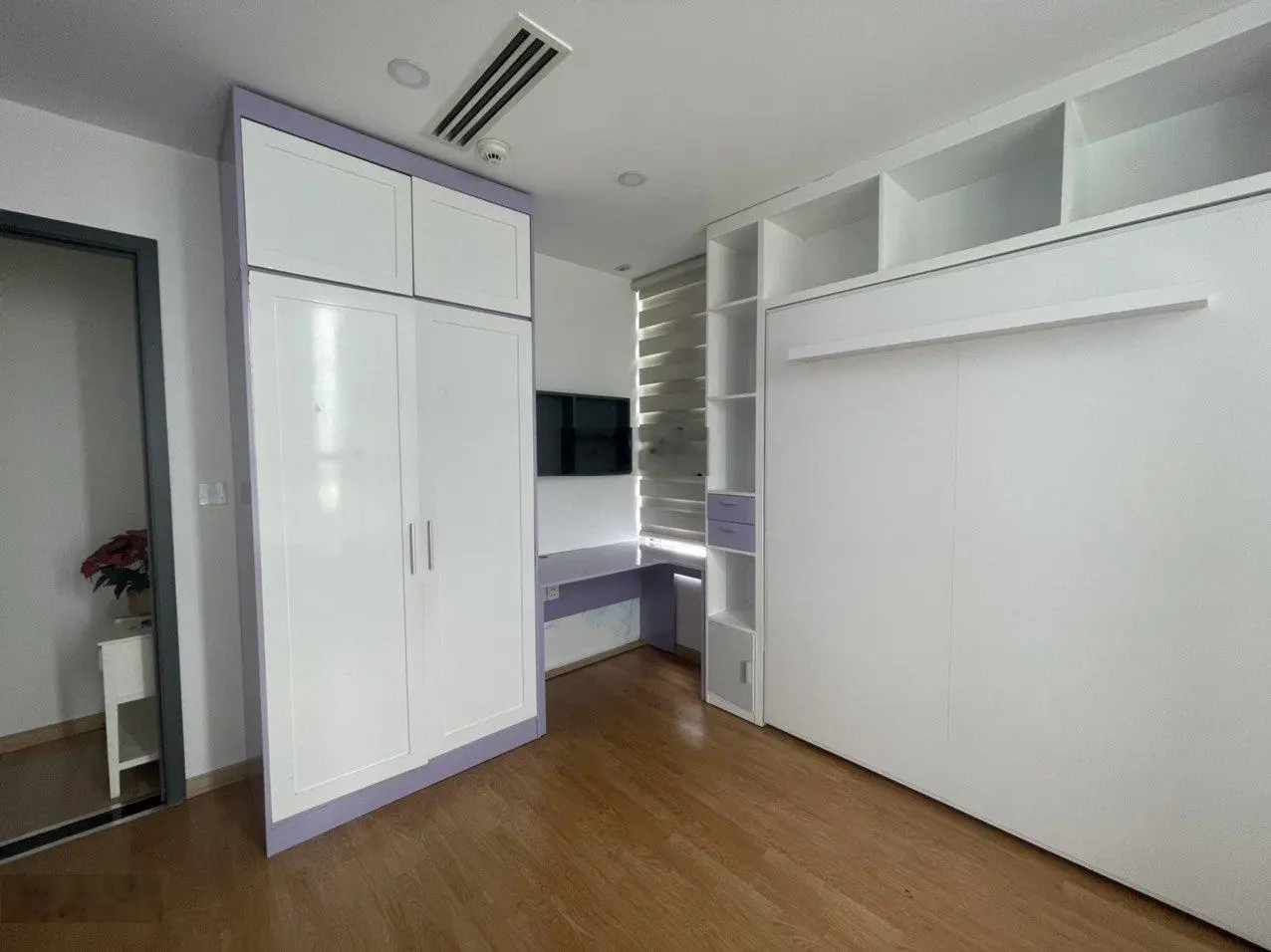 Bán Căn hộ Garden Gate, căn góc, 3PN, 3WC, 111m2, full nội thất giá 7 tỷ 4 nét thu về 0908 435 ***