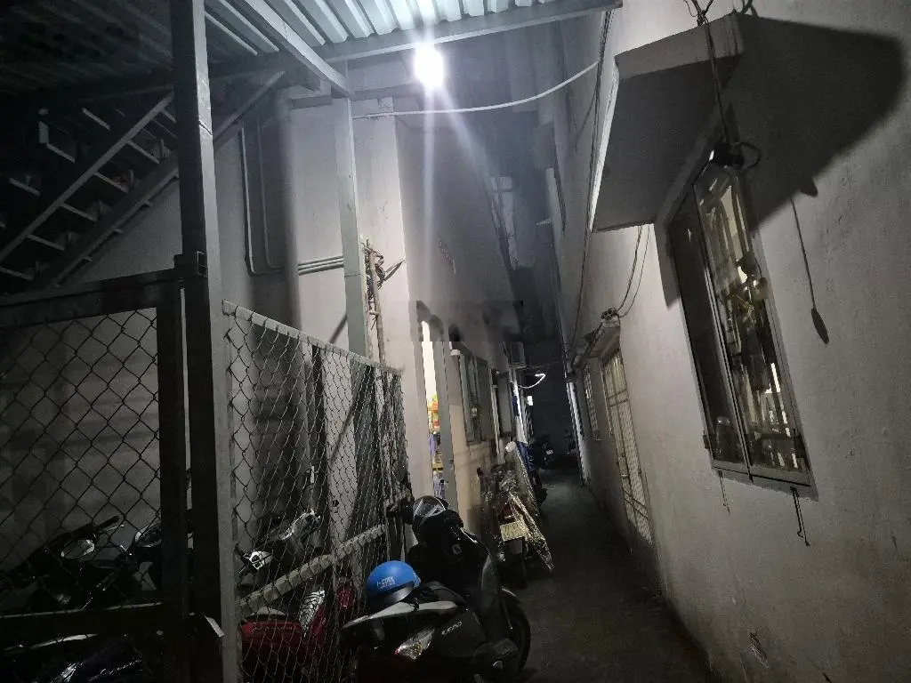 Bán đất tặng nhà - Ngang hiếm 10.2m - 284.5m2 - Hẻm xe hơi - Nơ Trang Long