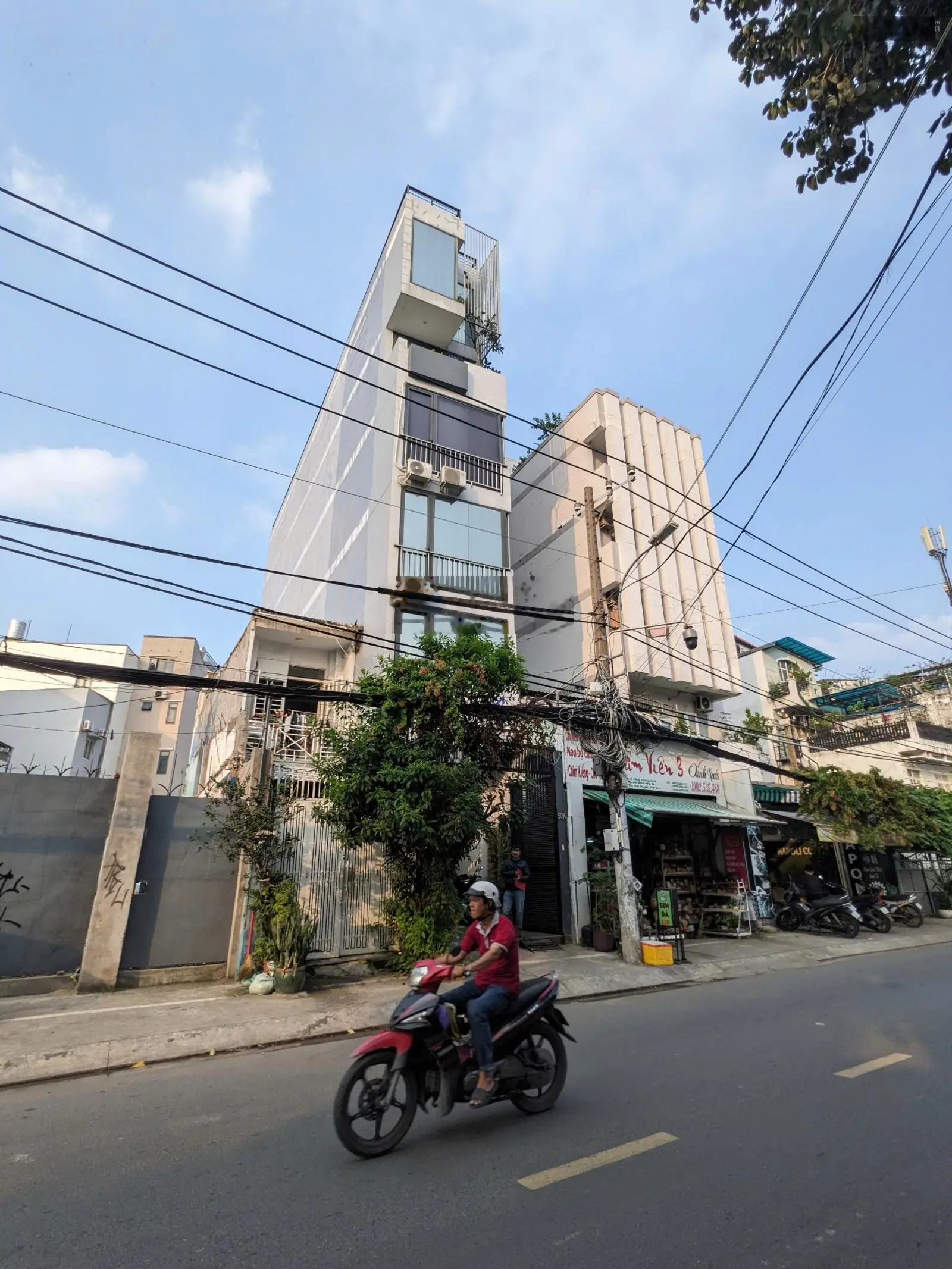 Hàng kín, bán gấp nhà mặt tiền Bến Vân Đồn, Quận 4, view sông, 500m2, CTXD: Hầm 12 tầng, 155 tỷ