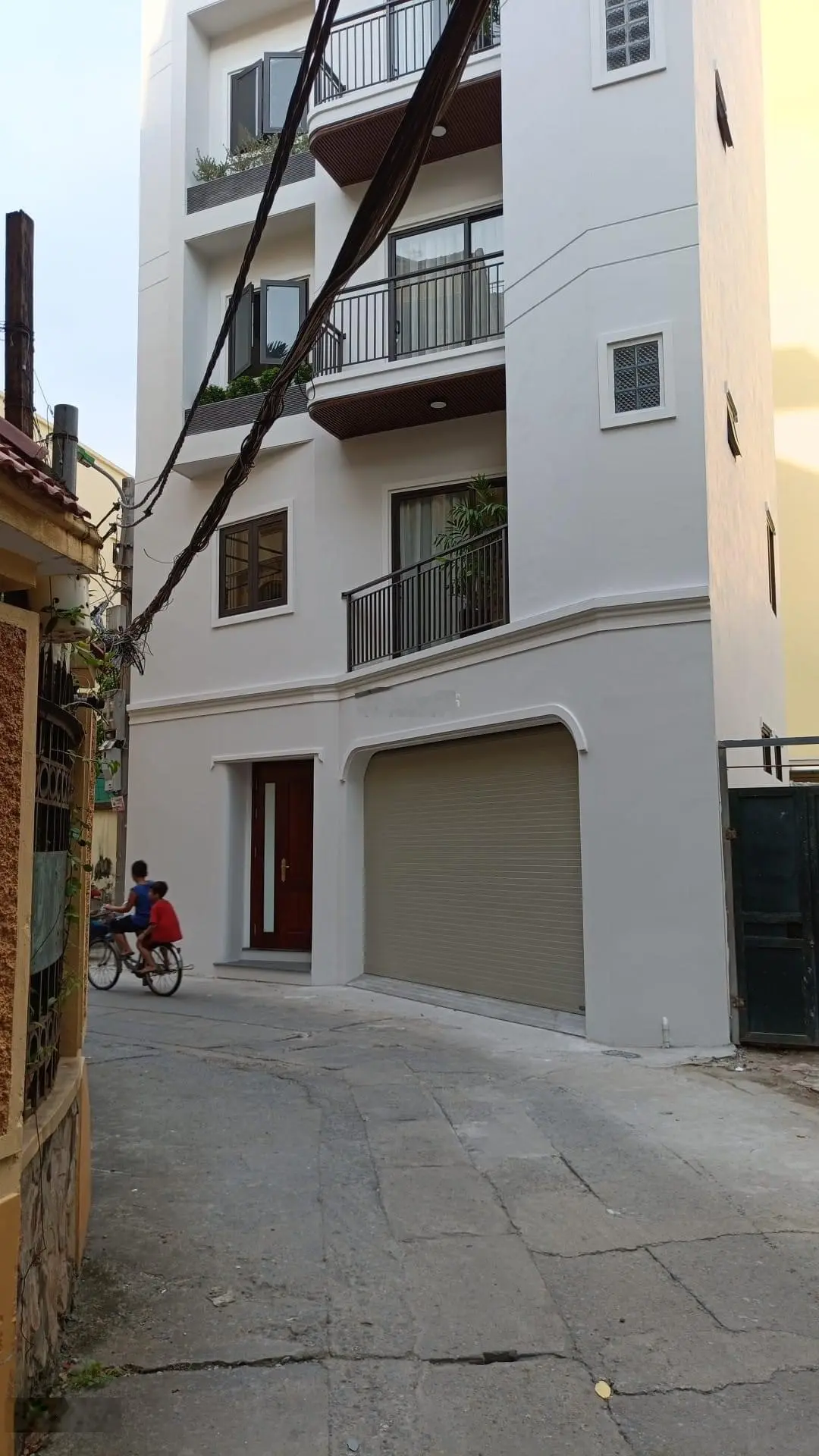 Nhà Giáp Ngoại Giao Đoàn, Xuân La 45m2, 6 Tầng Thang Máy, Lô Góc Ô Tô Tránh, Kinh Doanh. Nhỉnh 12Tỷ