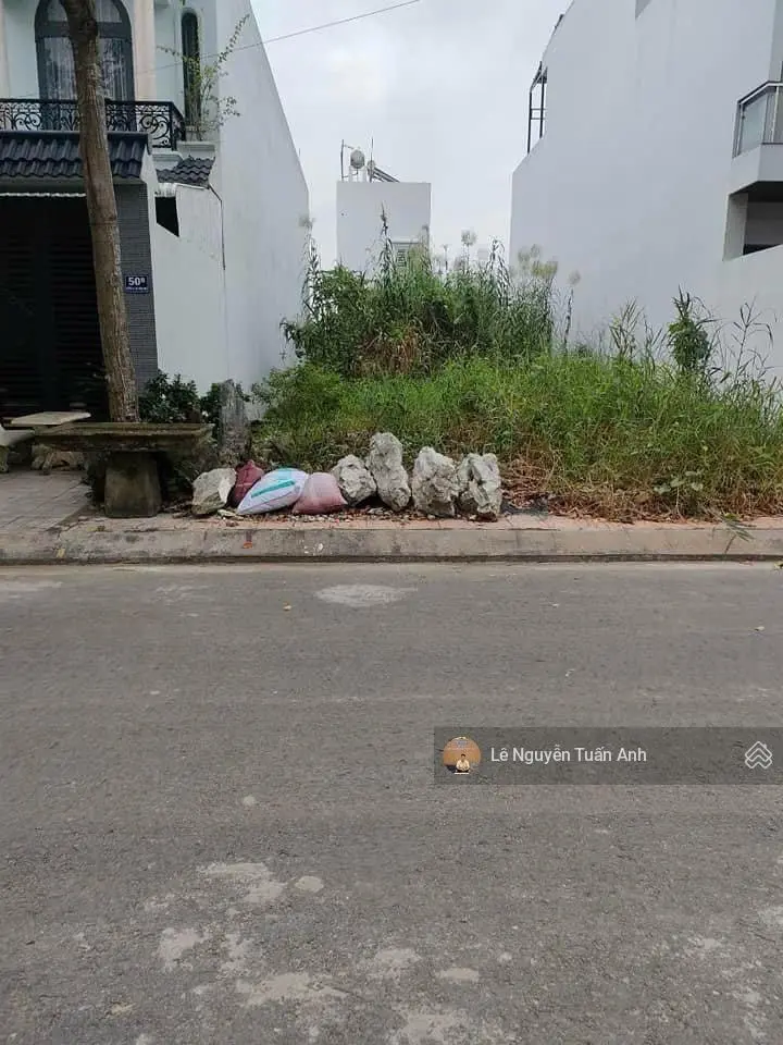 Kẹt tiền bán đất MTĐ Lưu Hữu Phước, Phường 1, gần trường cao đẳng nghề Trà Vinh. DT 120m2/450tr,SHR