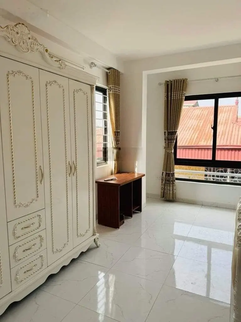 HÀNG HIẾM! Phân lô mặt ngõ Thành Thái - ô tô - kinh doanh - 42m2x5T hơn 9 tỷ