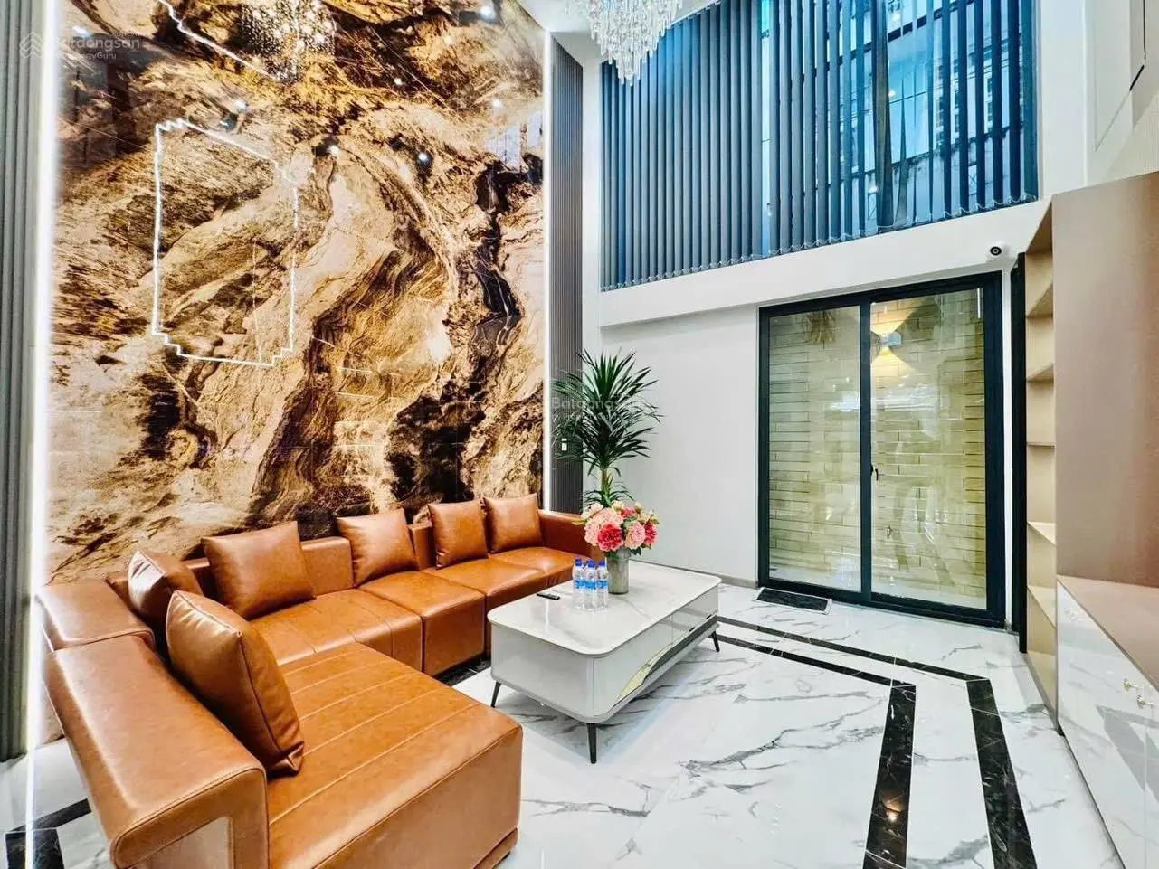 Chủ ngộp bán gấp nhà Mai Văn Ngọc Quận Phú Nhuận, giá 4tỷ1, diện tích 55m2