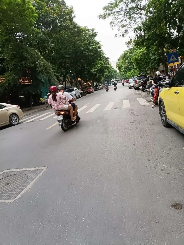 Chính chủ cần bán nhà Nguyễn Thị ĐỊNH diện tích 56m 6tầng