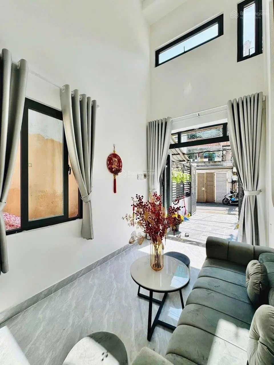 Nhà Nơ Trang Long 37m2, hẻm xe tải, giá bán 4 tỷ 950 thương lượng. Liên hệ ngay 0906 435 138