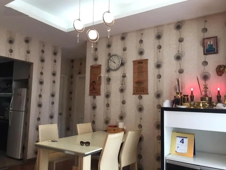 Chính chủ ủy quyền bán gấp căn hộ 3 phòng ngủ mặt đường Xuân Thủy, ban công Đông Nam siê thoáng mát