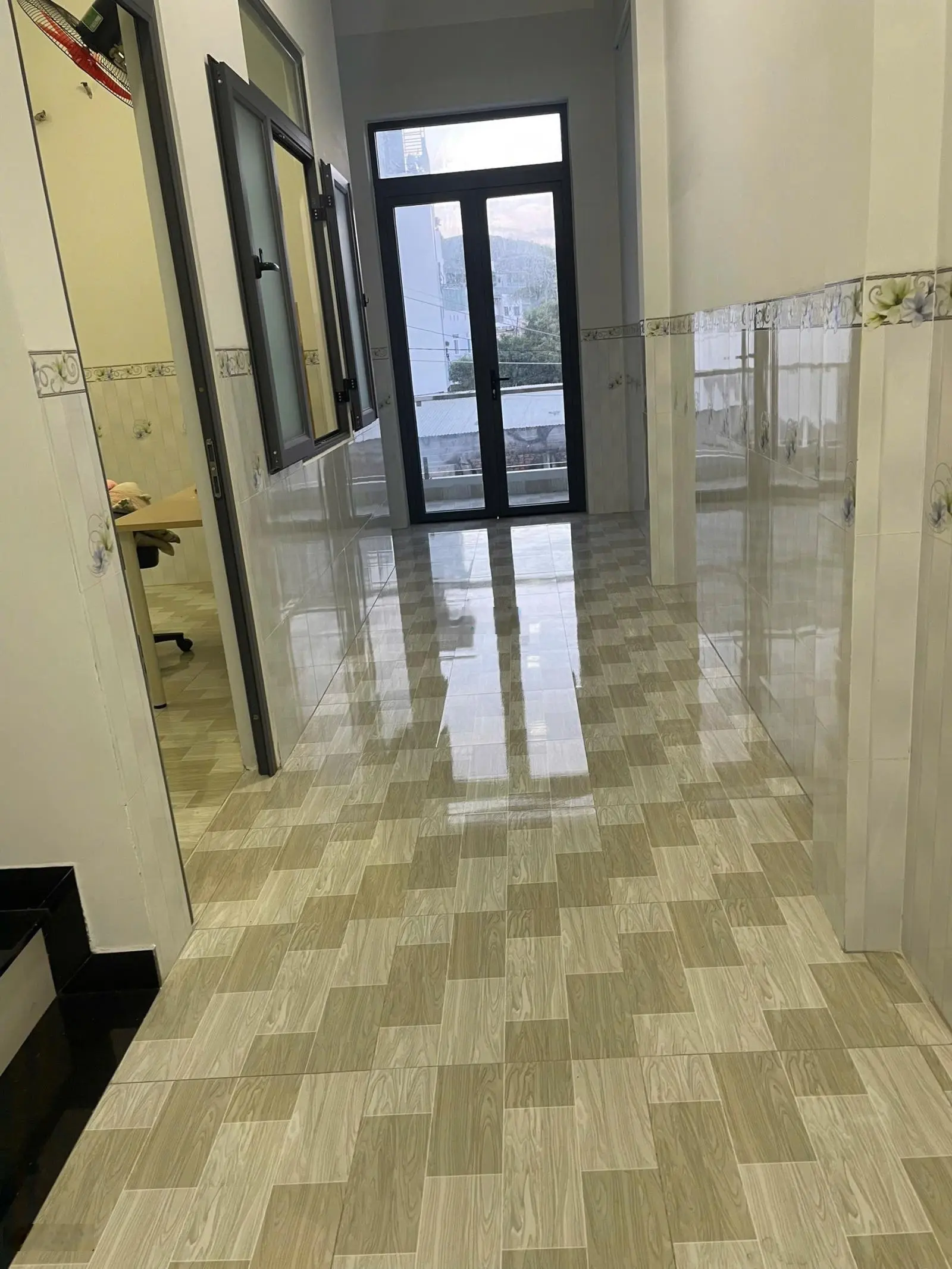 Nhà 3 tầng cách đường phạm văn đồng 25m, vĩnh hoà, nha trang - 89,5m2 ngang 5,25m - giá 6,5 tỷ