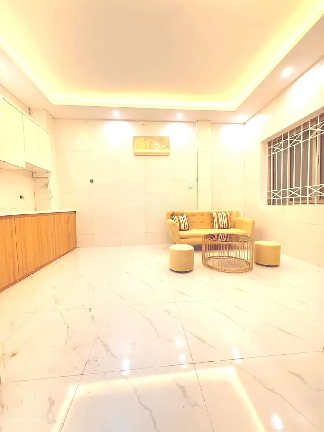 Bán nhà mặt phố đường yên phụ, 80 tỷ vnd, 275m2 view đẹp