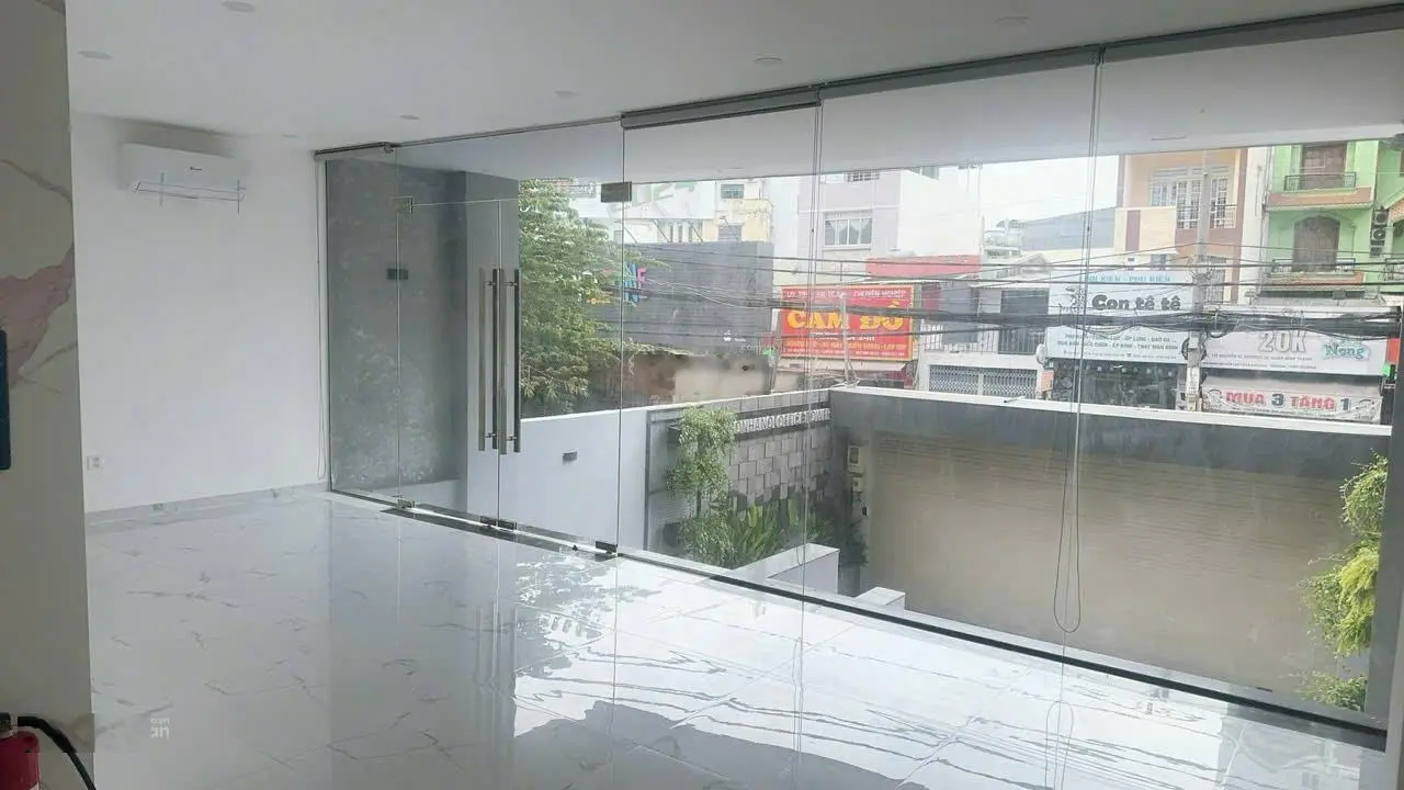 Bán nhà VP mặt phố Nguyễn Xí, Phường 26 Quận Bình Thạnh, 6 tầng giá rẻ chỉ 60 tỷ
