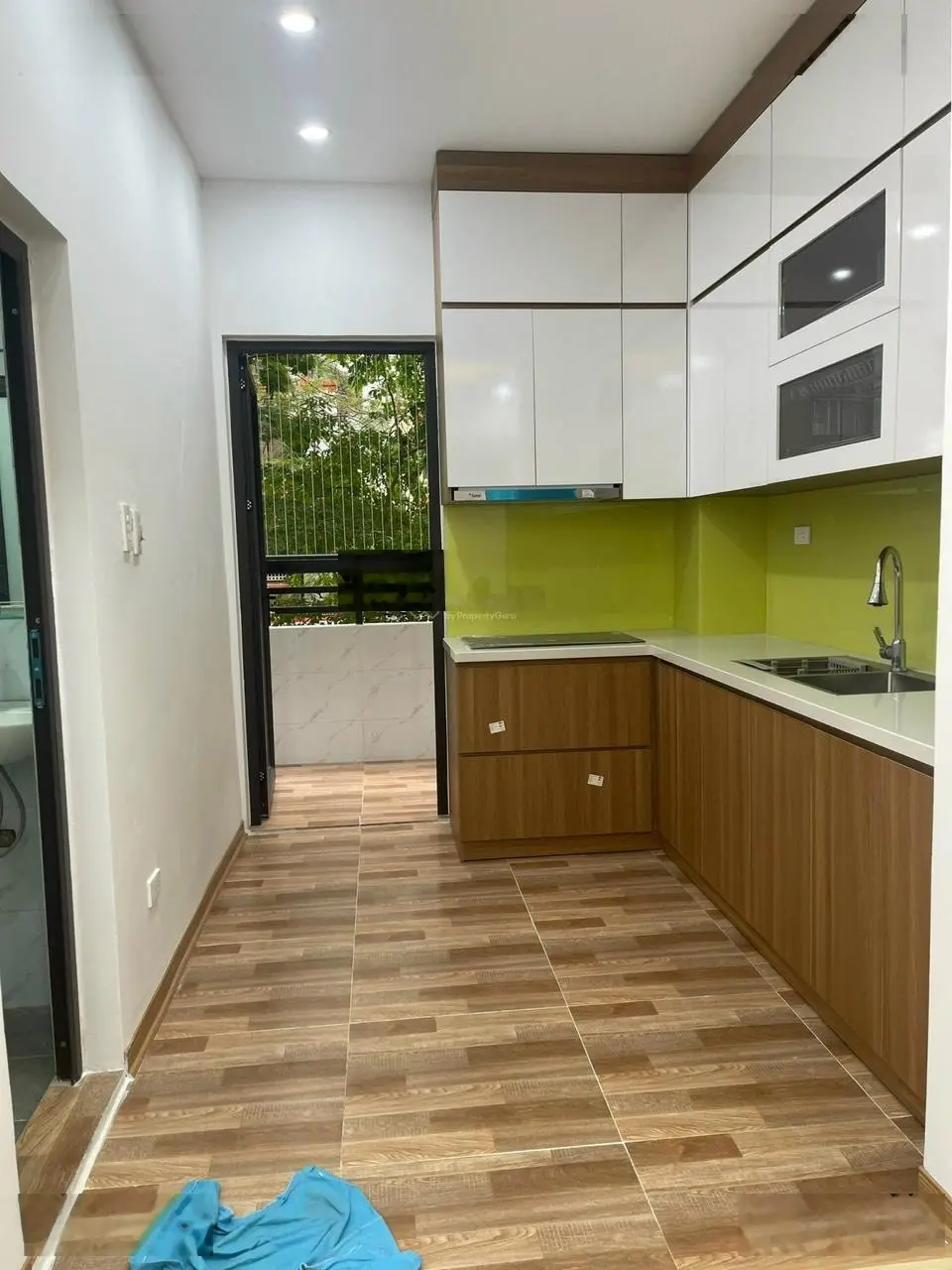Em bán căn hộ tại HH Linh Đàm, tầng 20 view thành phố.Diện tích: 66 m2