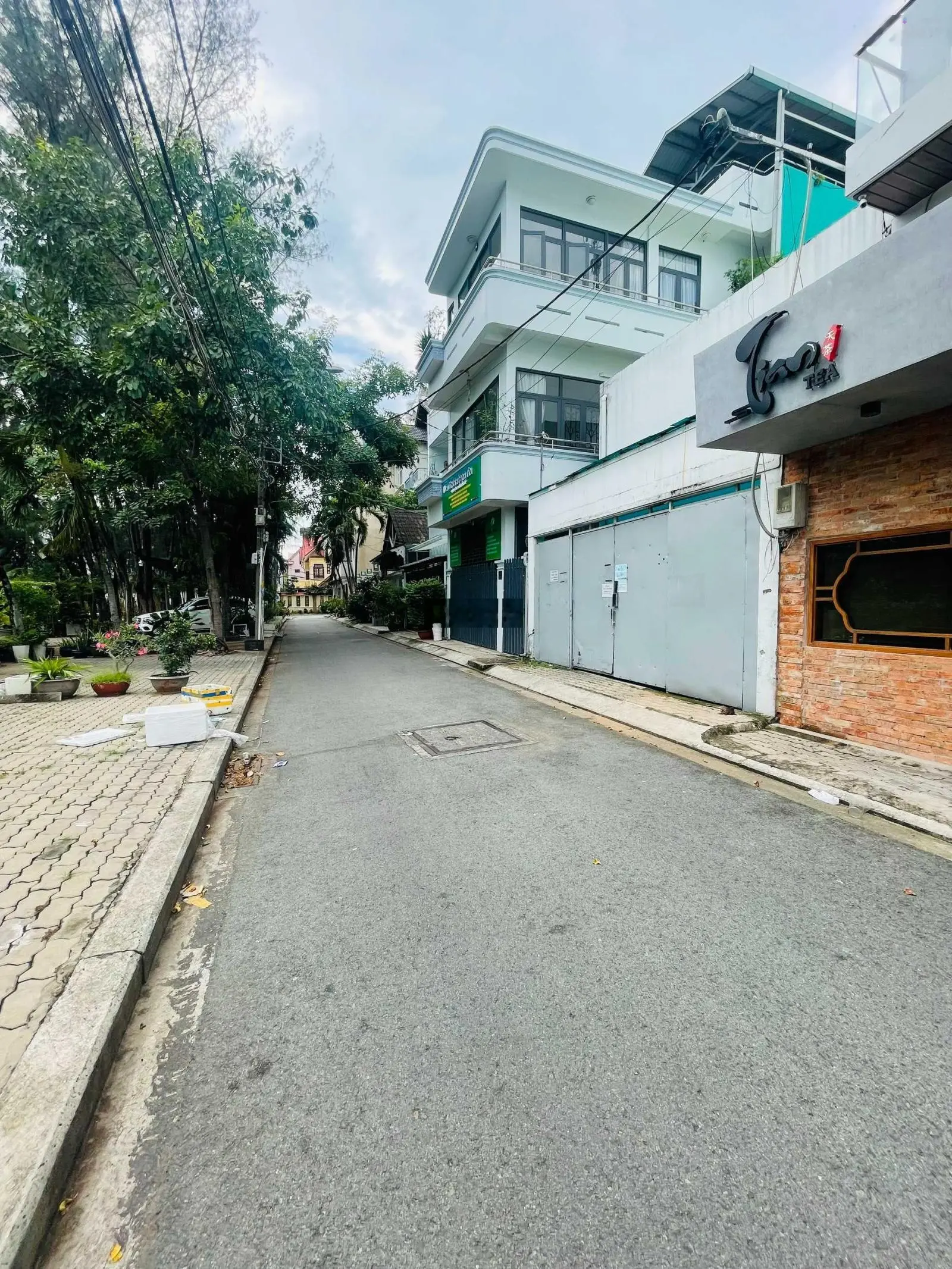 Hot! Bán nhà 4 tầng (6x15m) KDC Tân Quy Đông Phường Tân Phong Quận 7, giá 13,9 tỷ LH 0917 796 ***