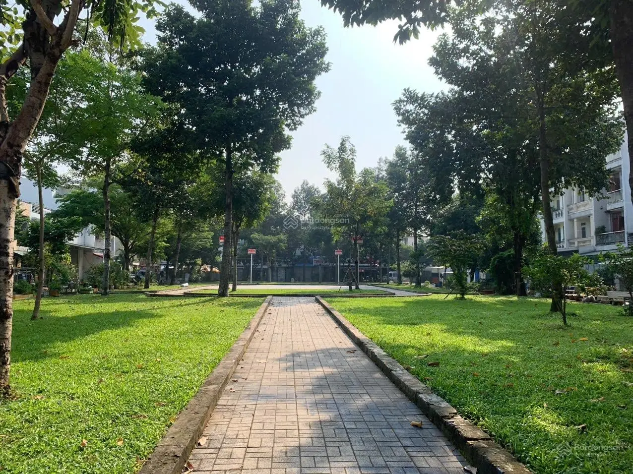 Nhà 3 tầng, ngay khu chung cư cao tầng Tower Tham Lương, đường Dương Thị Giang, Q12. Giá 9 tỷ