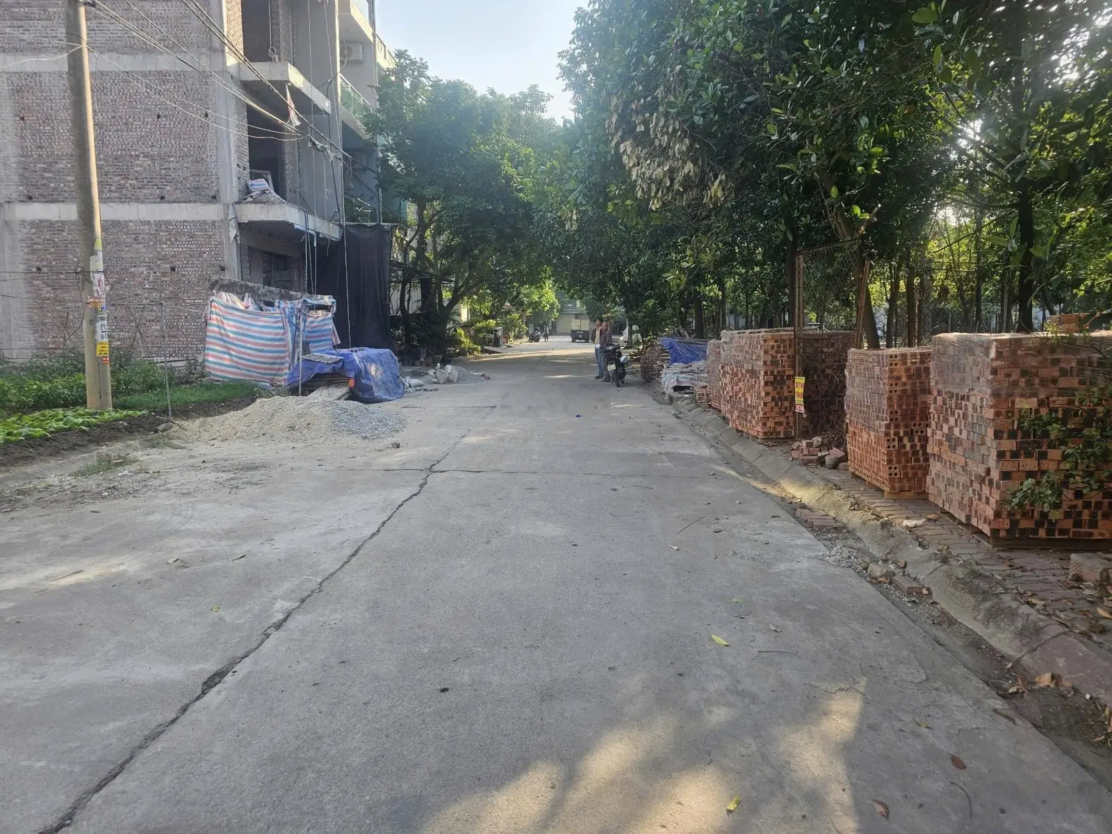 Bán nhanh lô đất giãn dân Đồng Quán làn 2 Lý Quốc Sư nhìn vườn hoa