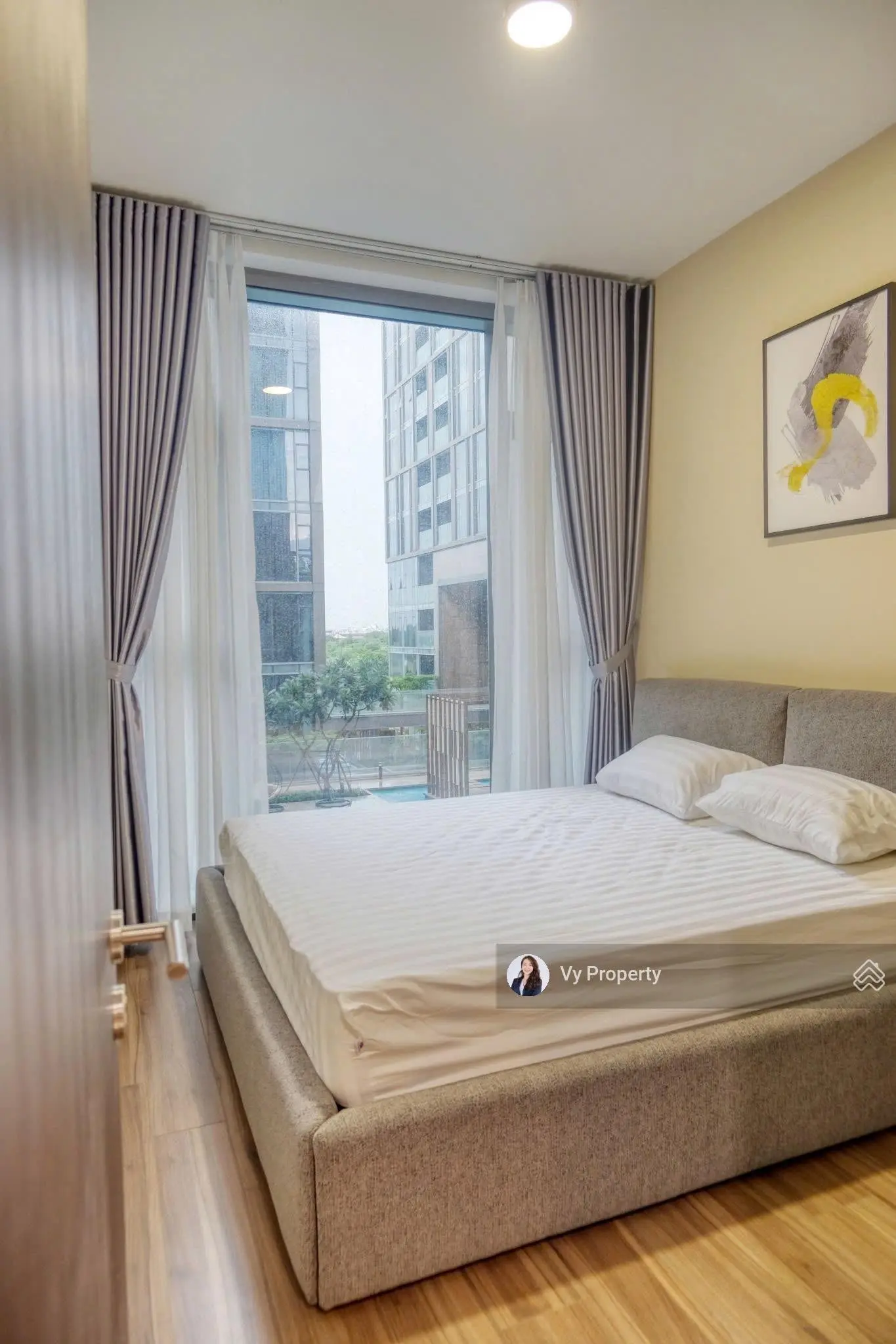 Bán căn hộ 3 phòng ngủ và 1 phòng kho tại Empire City Thủ Thiêm giá 25 tỷ VND