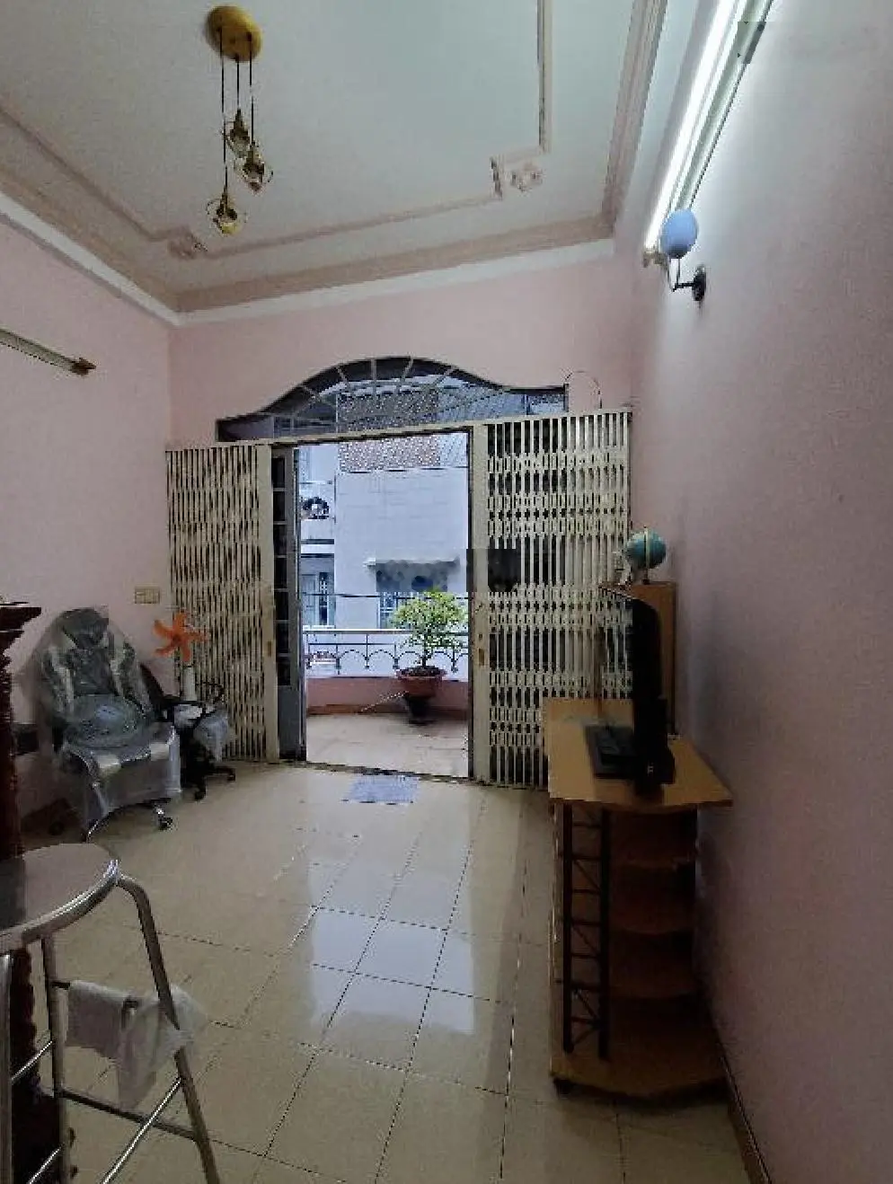 Hẻm xe tải SM vào nhà - vị trí đắc địa Đồng Đen-khu vực cực hiểm nhà bán - giá tốt trên thị trường