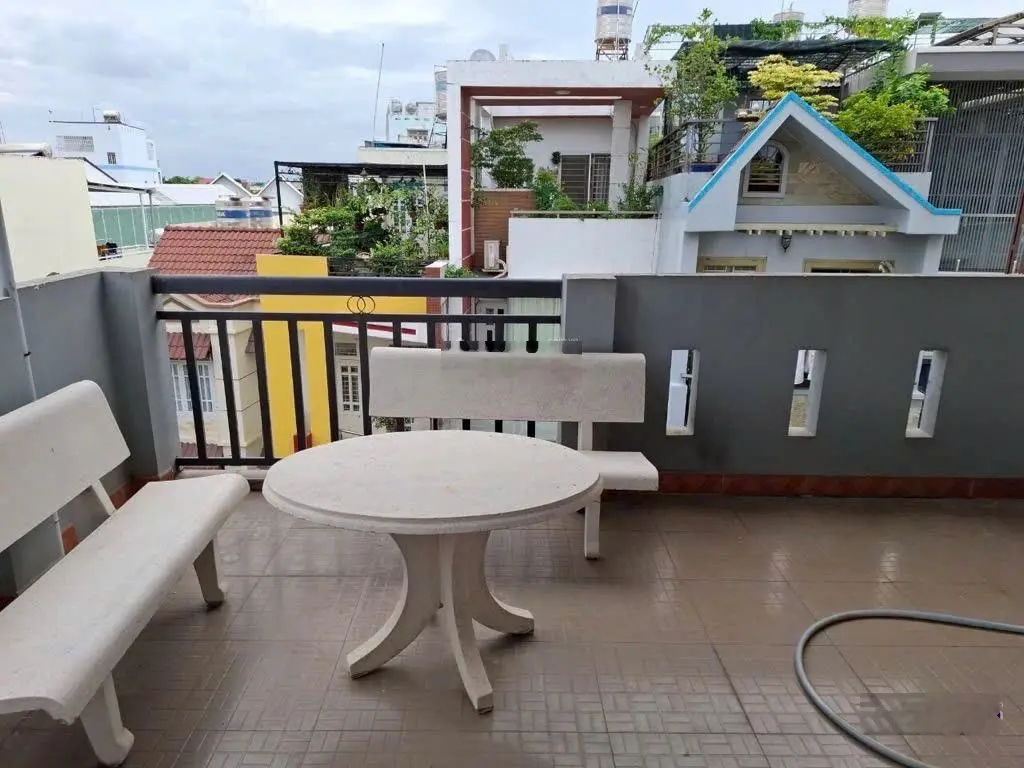 Ngộp ngân hàng chính chủ cần bán gấp nhà riêng đường Bùi Minh Trực 70m2, SHR Phạm Thế Hiển vào 500m