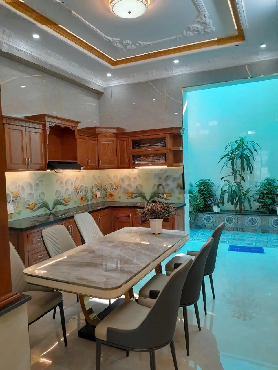 Bán căn nhà ngay Hiệp Thành Quận 12, ngay đường 8 sát bên dg Nguyễn Ảnh Thủ