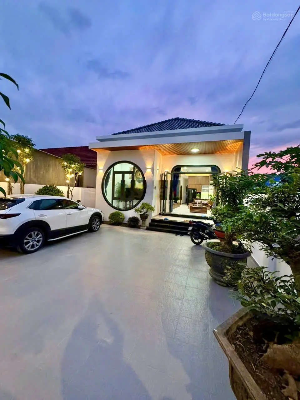 Bán nhà mẫu Nhật, ngay trung tâm thị trấn Diên Khánh, Khánh Hoà. Sổ đỏ DT: 260m2 (ngang 10m) 3tỷ580