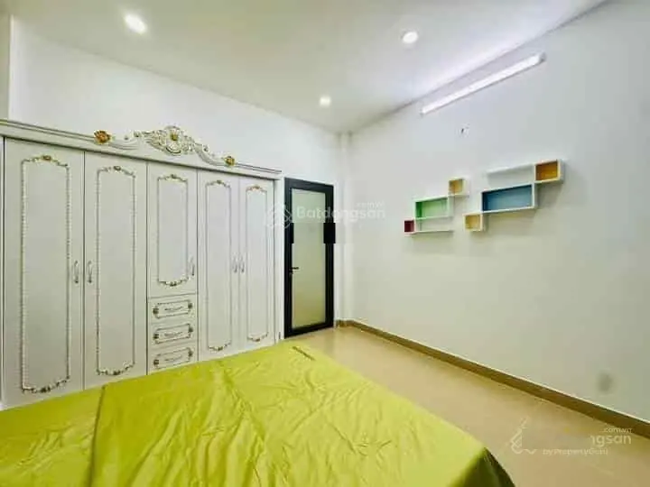 Chủ cần vốn bán nhanh nhà hẻm 12m đường Phạm Văn Hai P3 Tân Bình, DT: 4,5x14m trệt 2 lầu ST 4PN 5WC