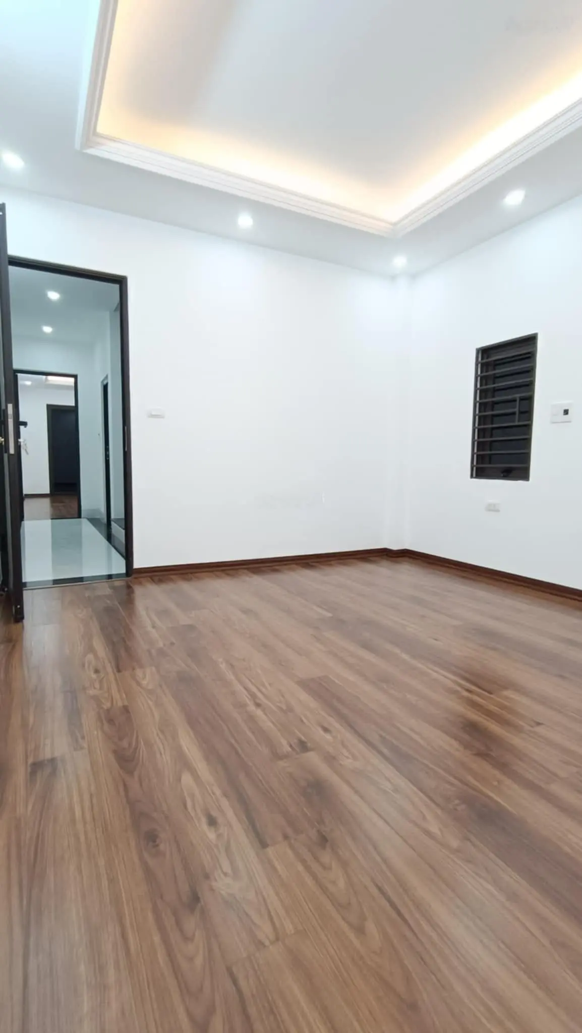 Nhà xây mới hiện đại, ngõ nông, diện tích 55m2 x 4 tầng, giá nhỉnh 5 tỷ