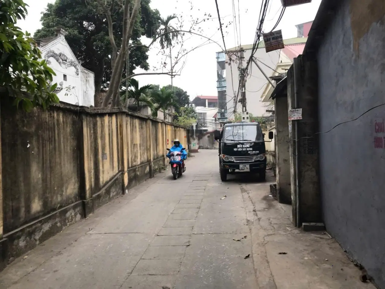 Chị gái mình cần bán nhà riêng tổ 20 Làng Nha Thạch Bàn, DT 60m2, MT 5,1m, giá 7,8tỷ