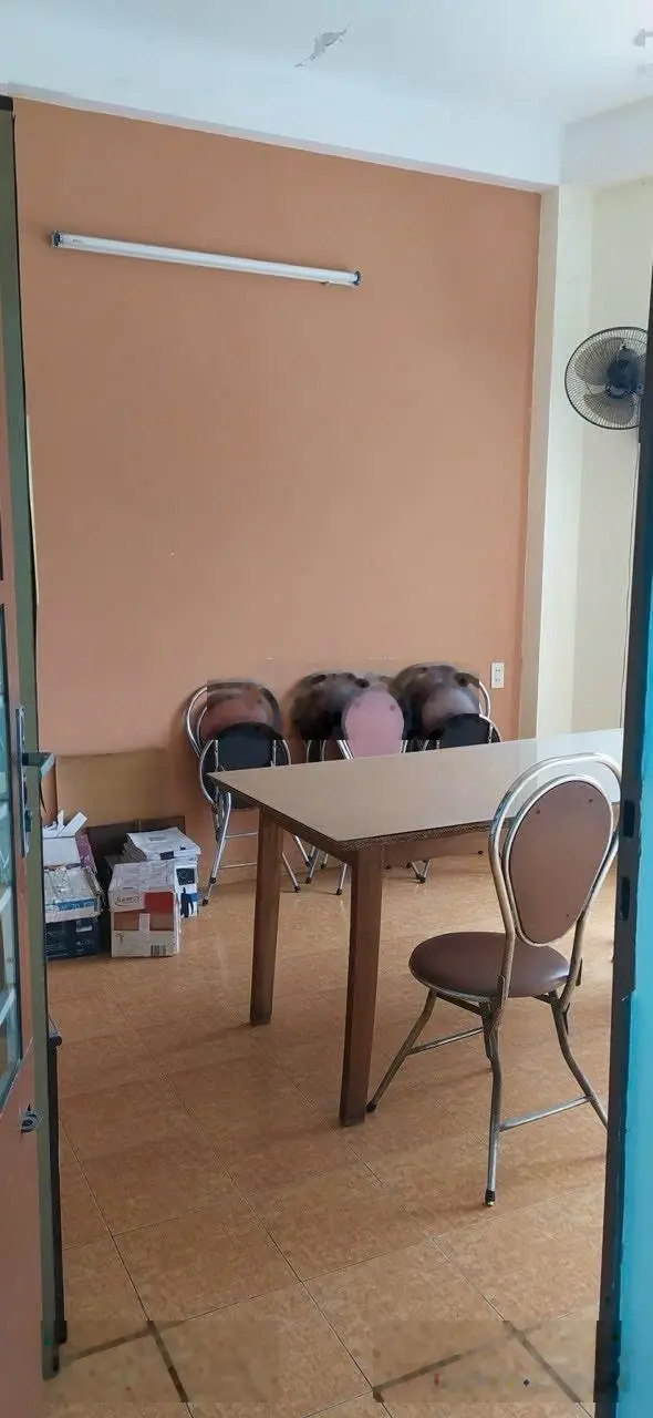 Hạ giá rẻ nhất thị trường nhà 3 tầng MT Nguyễn Thị Minh Khai chỉ 8,5 tỷ, ngang 5,4m