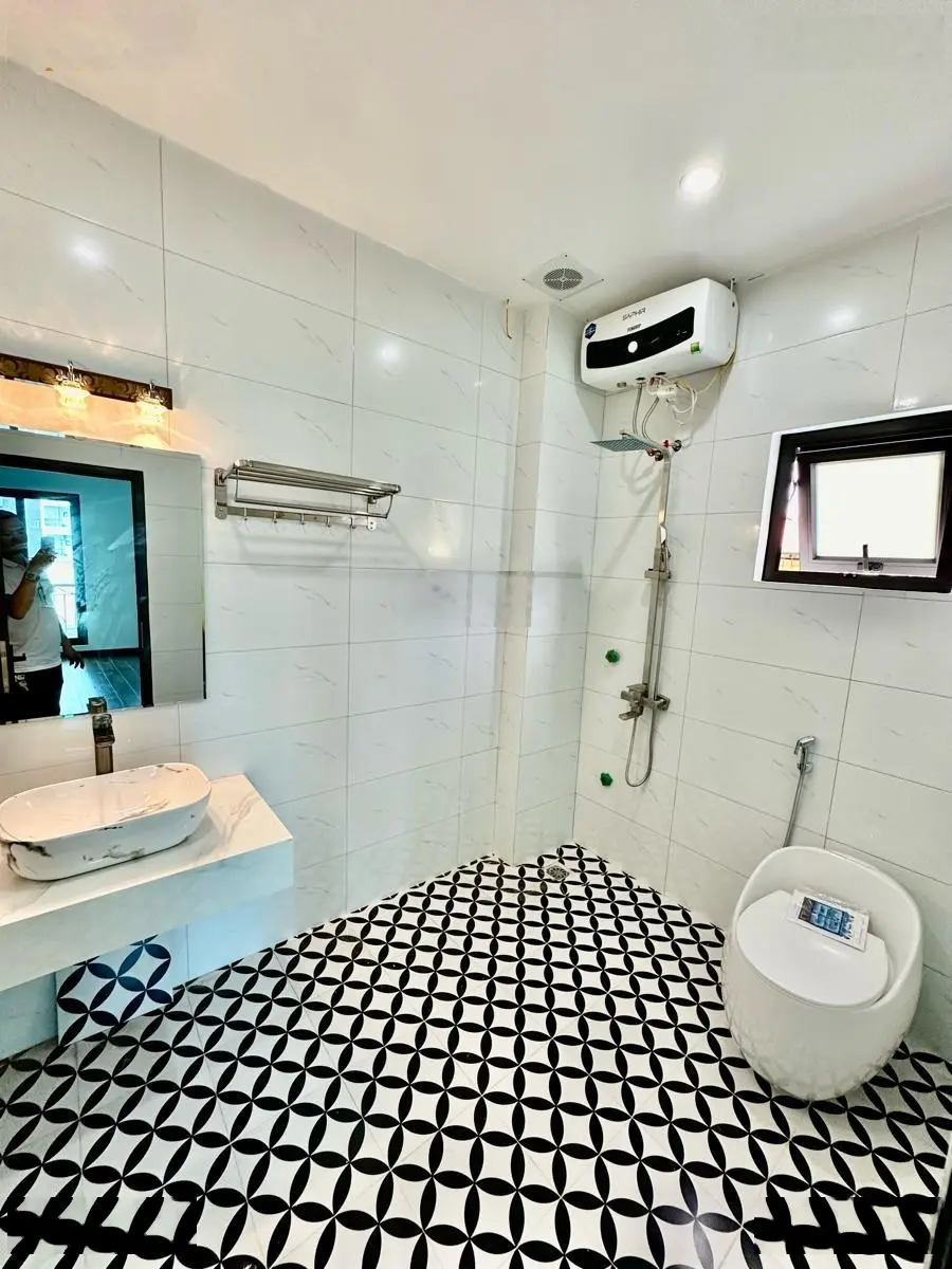 Vị trí kim cương, phố Tam Khương, cách mặt phố vào bước chân, ngõ thông Kd, gần trường,43m272x5T!!