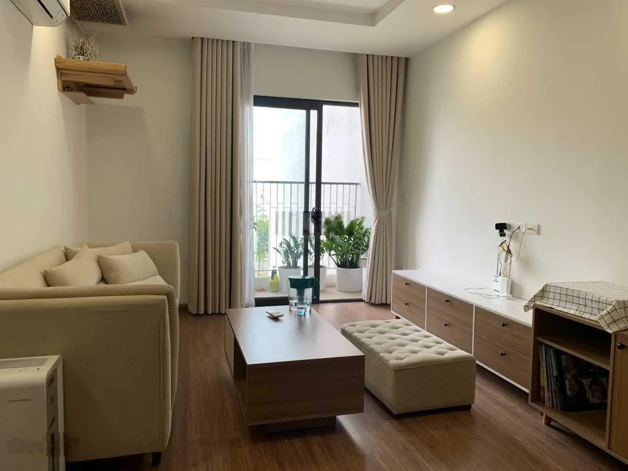 Cần bán nhanh căn 2PN 2VS, tòa G3, diện tích 81m2, giá bán: 3.6 tỷ Le Grand Jardin Sài Đồng