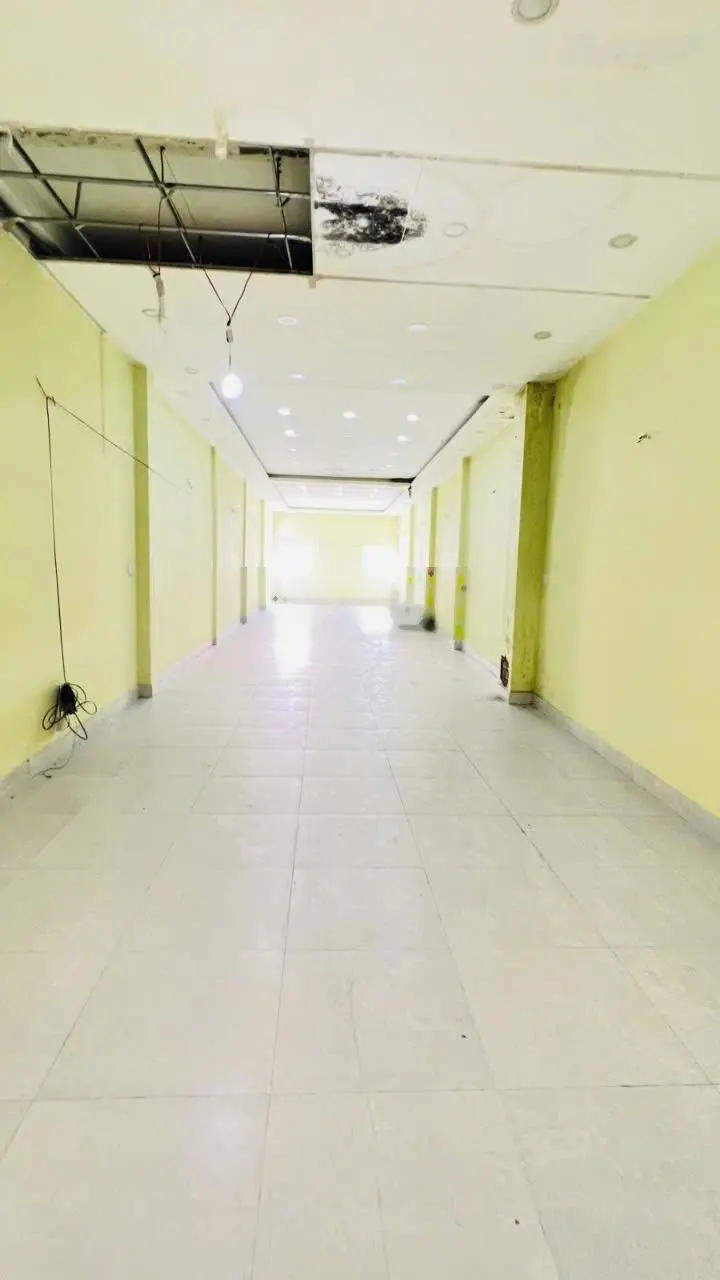 Mặt tiền trước sau Cộng Hòa Tân Bình 168m2 ngang gần 5m chỉ 3X tỷ.