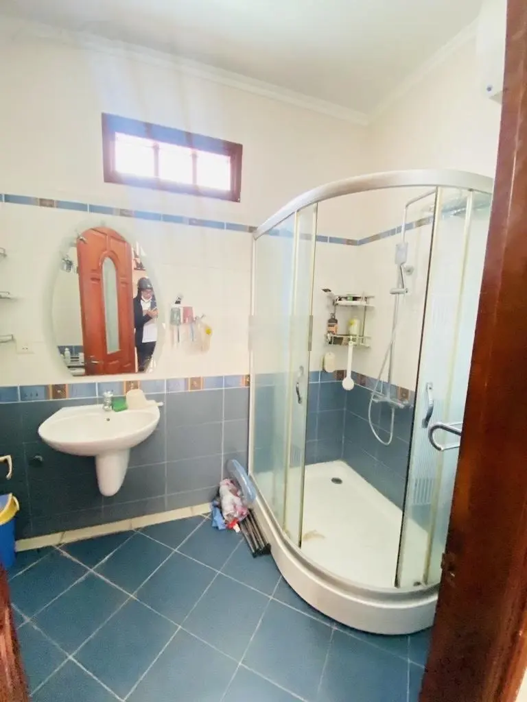 Bán gấp nhà dân xây Nguyễn Chí Thanh, lộc lớn, ô chờ thang máy 90.5m2 lô góc, MT 5,3m, chỉ 14.7 tỷ