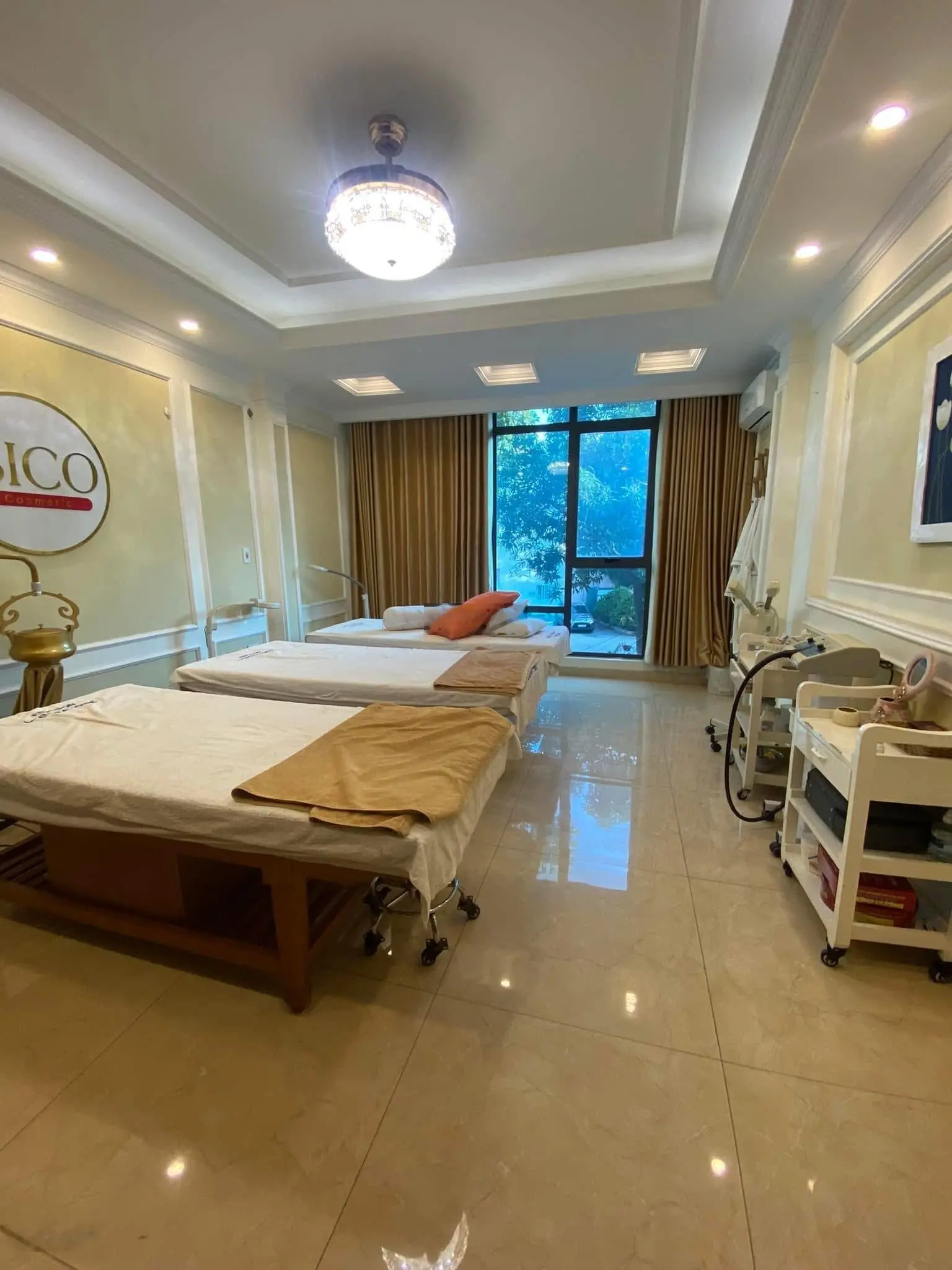 Chủ cần tiền bán gấp hạ 2 tỷ nhà Trung Kính, Cầu Giấy 7T thang máy 10m ra phố dân xây TK hiện đại