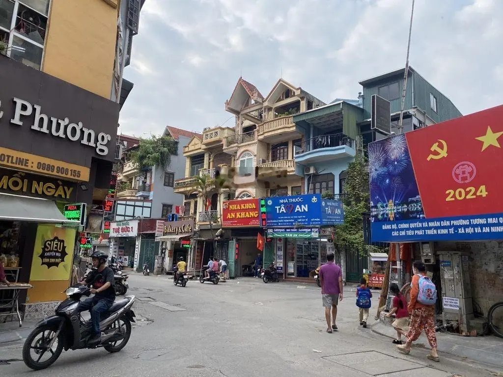 Nhà Trương định, 101 m2, ngõ nông rộng, vài bước ra ô tô, chỉ 120 tr/m2