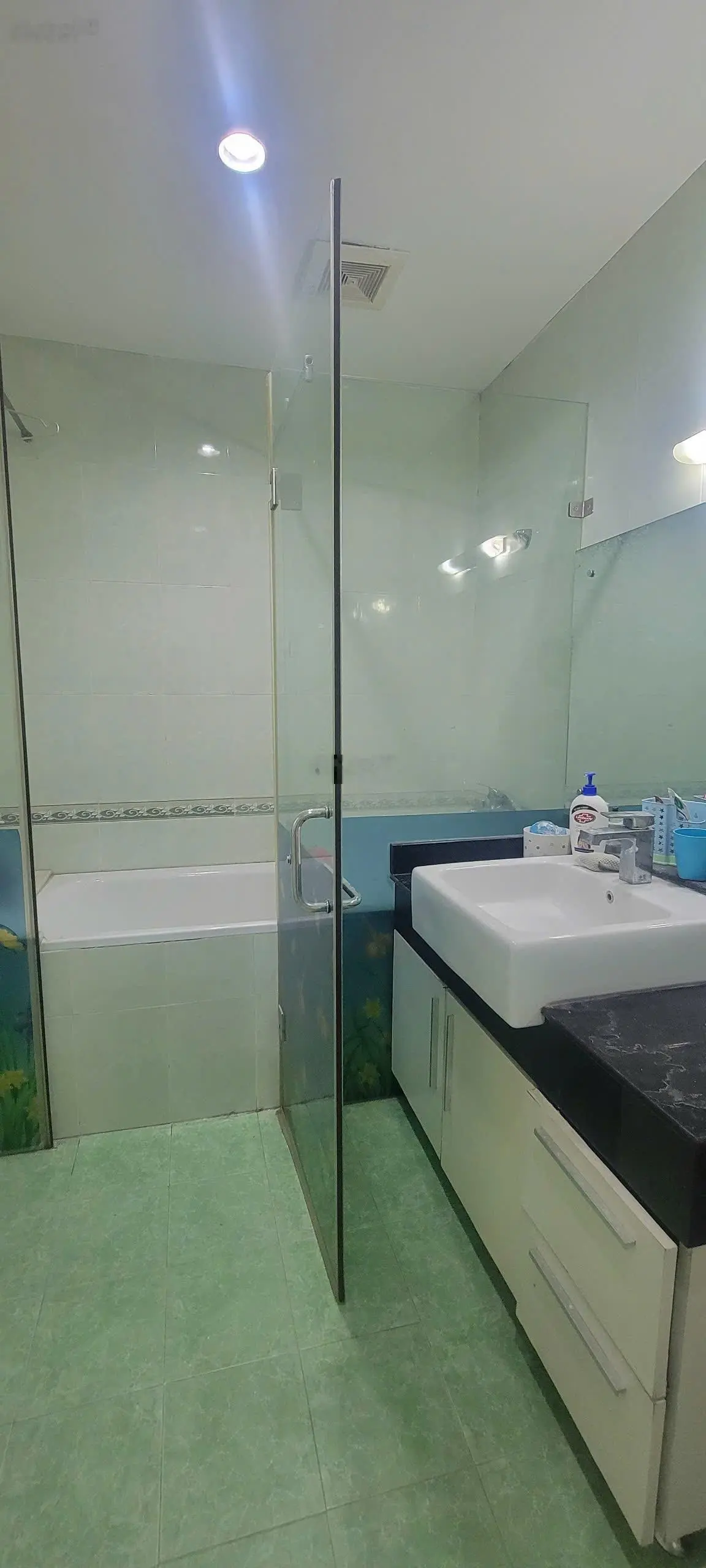 Chính chủ bán căn hộ 146m2, 3 phòng ngủ 3 wc, chung cư 34T Trung Hòa Nhân Chính