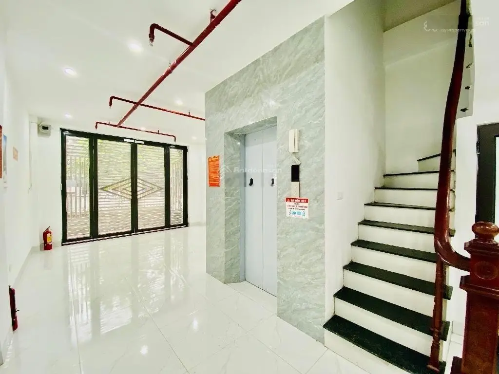Nhà riêng 6 tầng, 10PN, 10WC, 54m2, bán gấp tại Tam Trinh, Hoàng Mai, HN, 12,4 tỷ