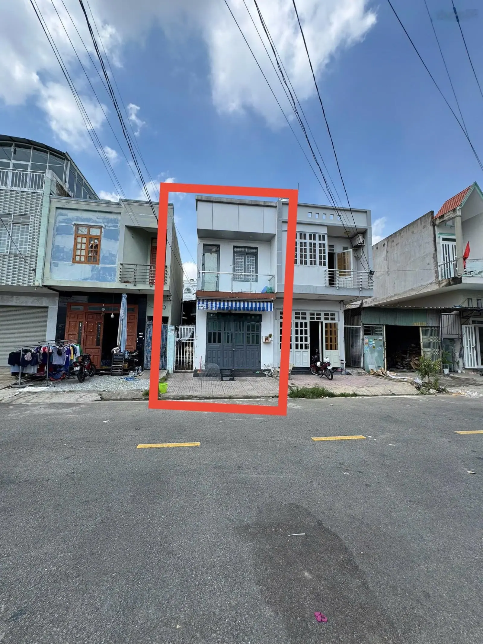 Giảm 200tr bán dãy trọ Khu công nghiệp Vsip1. 100m2 xây 1 trệt lầu cho thuê 9tr/tháng