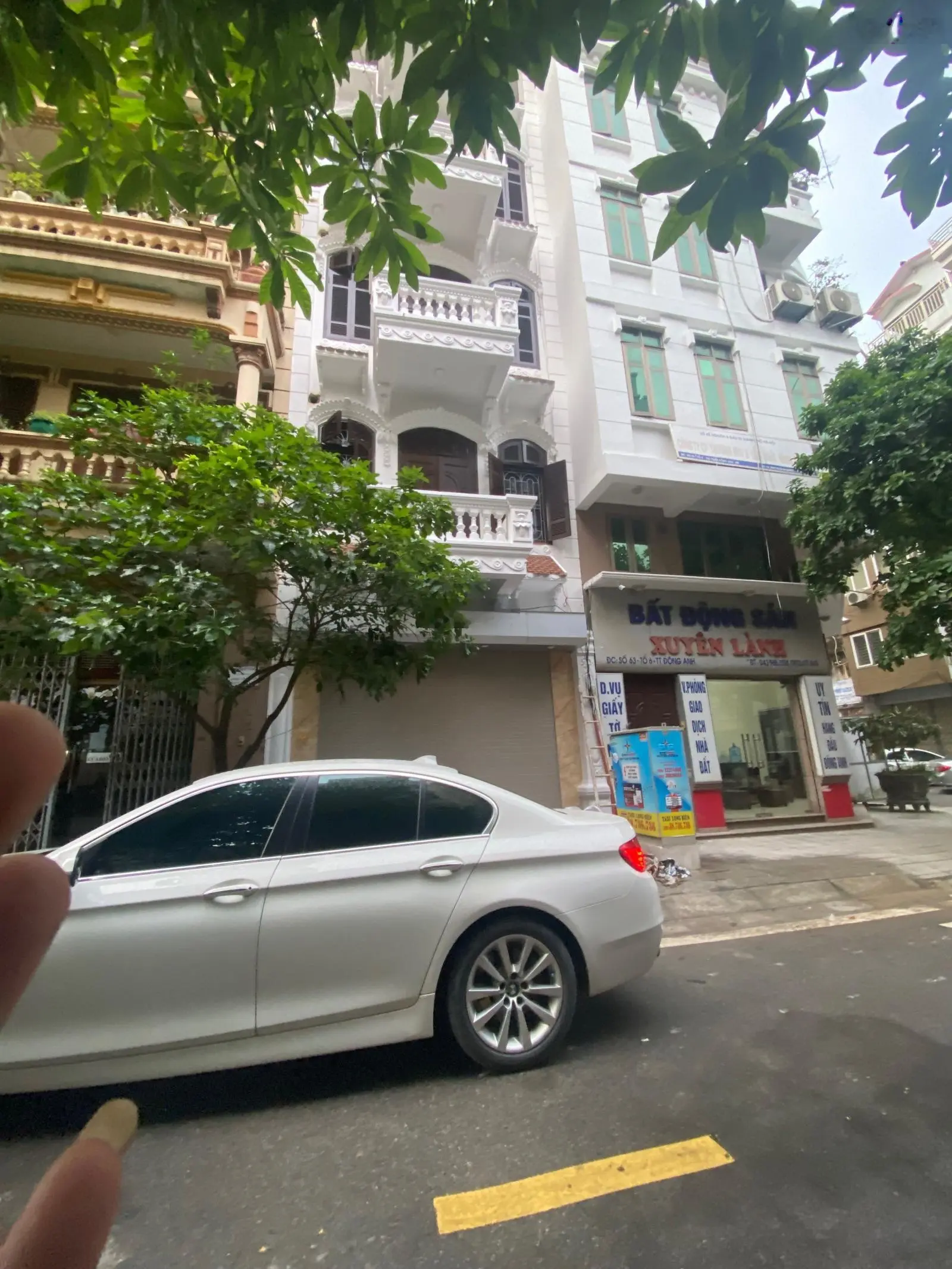 Tổ4 TT thị trấn Đông Anh ngay cạnh chợ trung tâm nhà đẹp 75m2 6tầng MT 5m KD sầm uất nhiều tiện ích