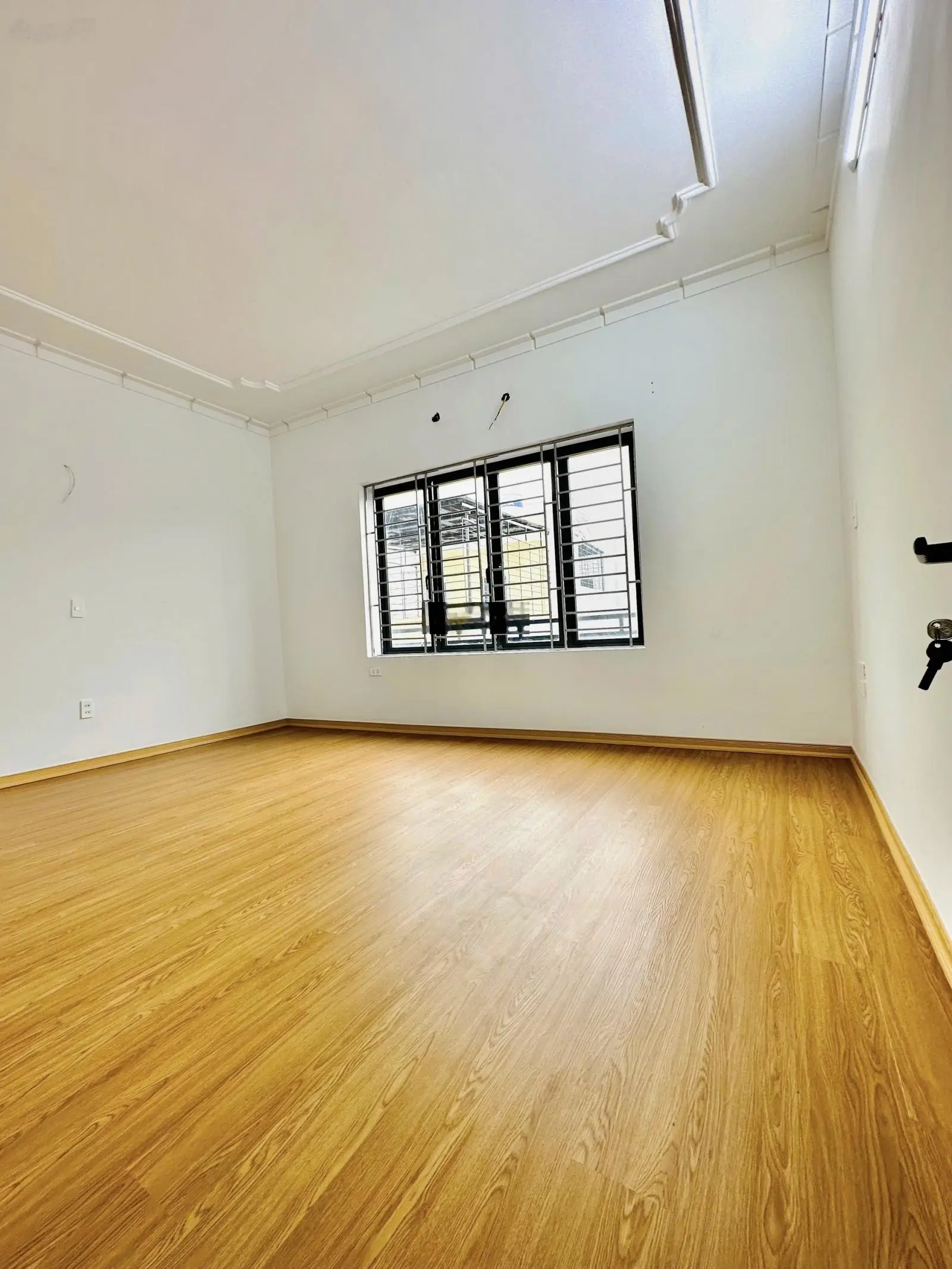 Bán Nhà 4 Tầng đỗ cửa Thiên lôi - Vĩnh Niệm - Lê Chân .44m2 x 4 tầng
