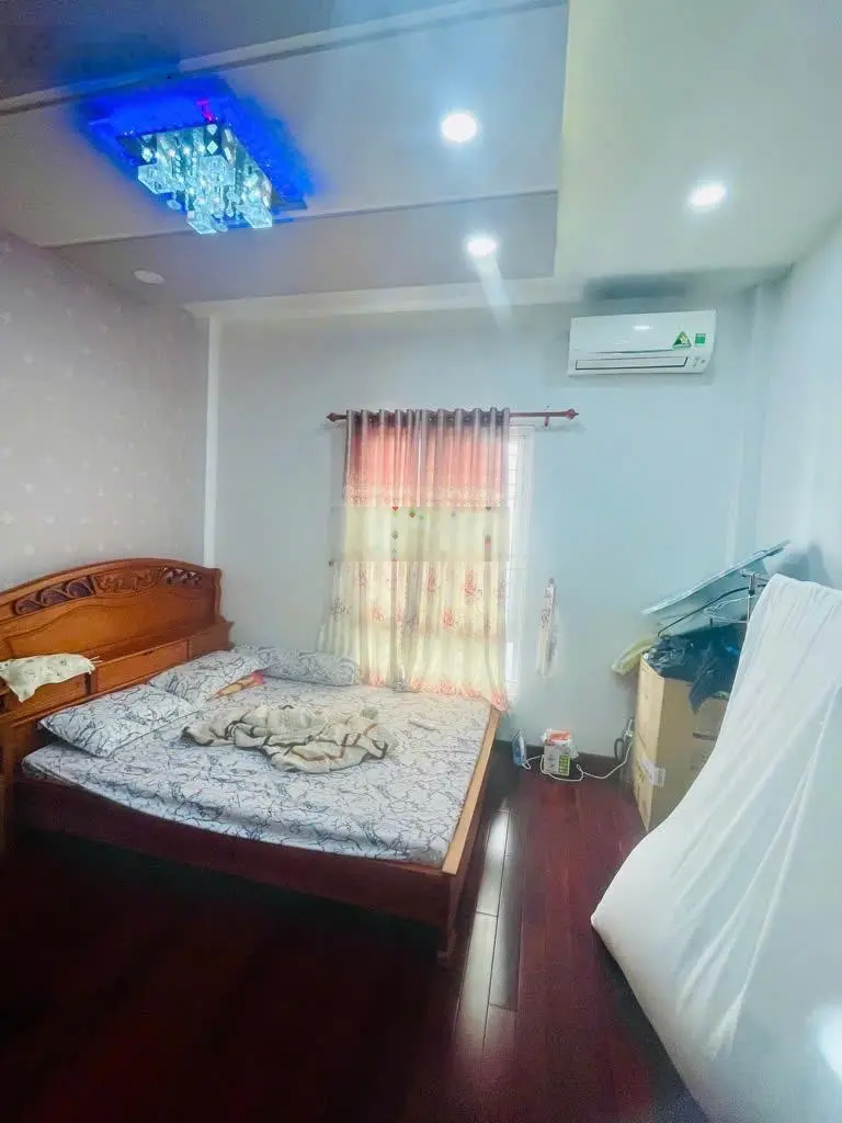 HXH - 10m - nhà 4x16m - 5 tầng - đầy đủ giấy tờ, pháp lý ngay gần Tân Sơn Nhì giá chỉ nhỉnh 8 tỷ