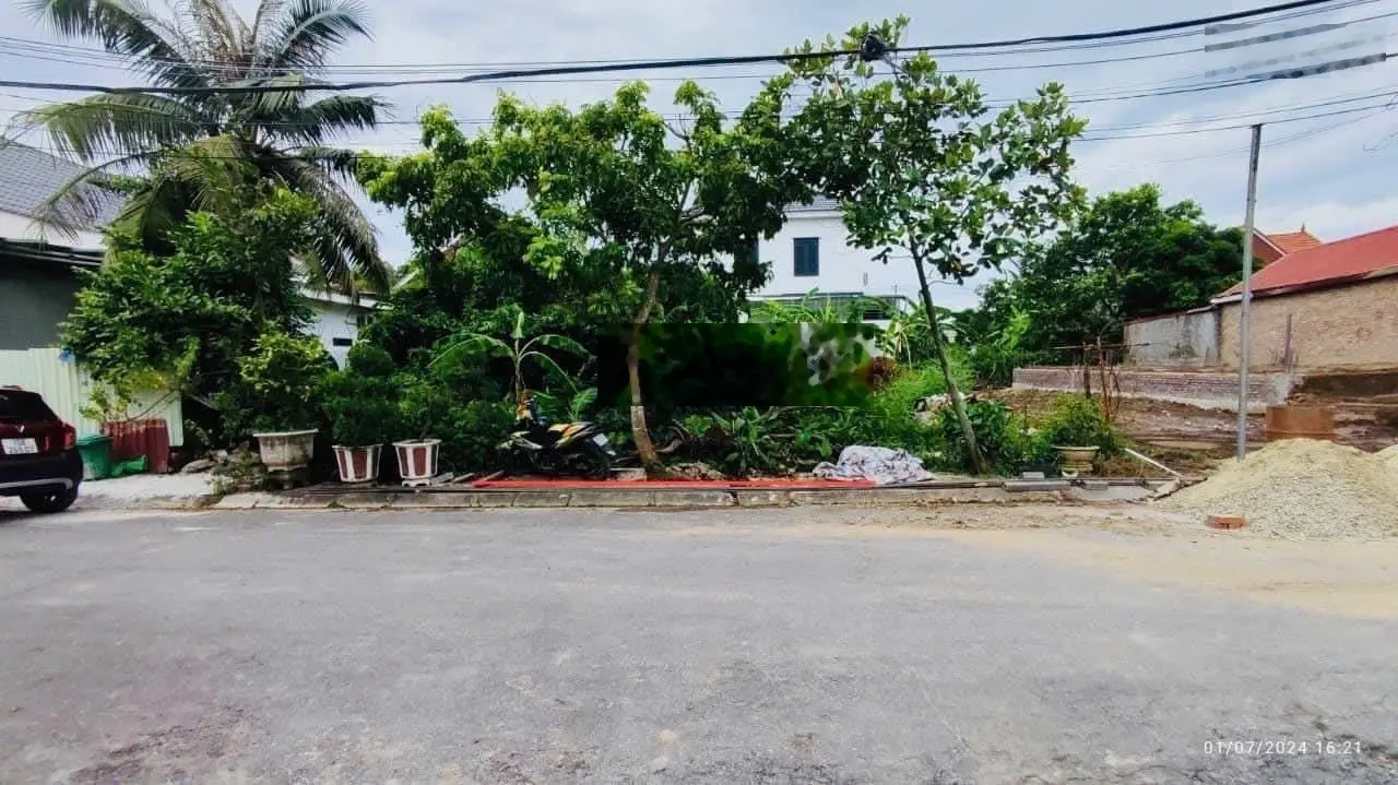cần tiền bán gấp lô đất đường nhựa 10m giá chỉ hơn 17,x ngõ 113 đẹp nhất tân thành Dương kinh -hp