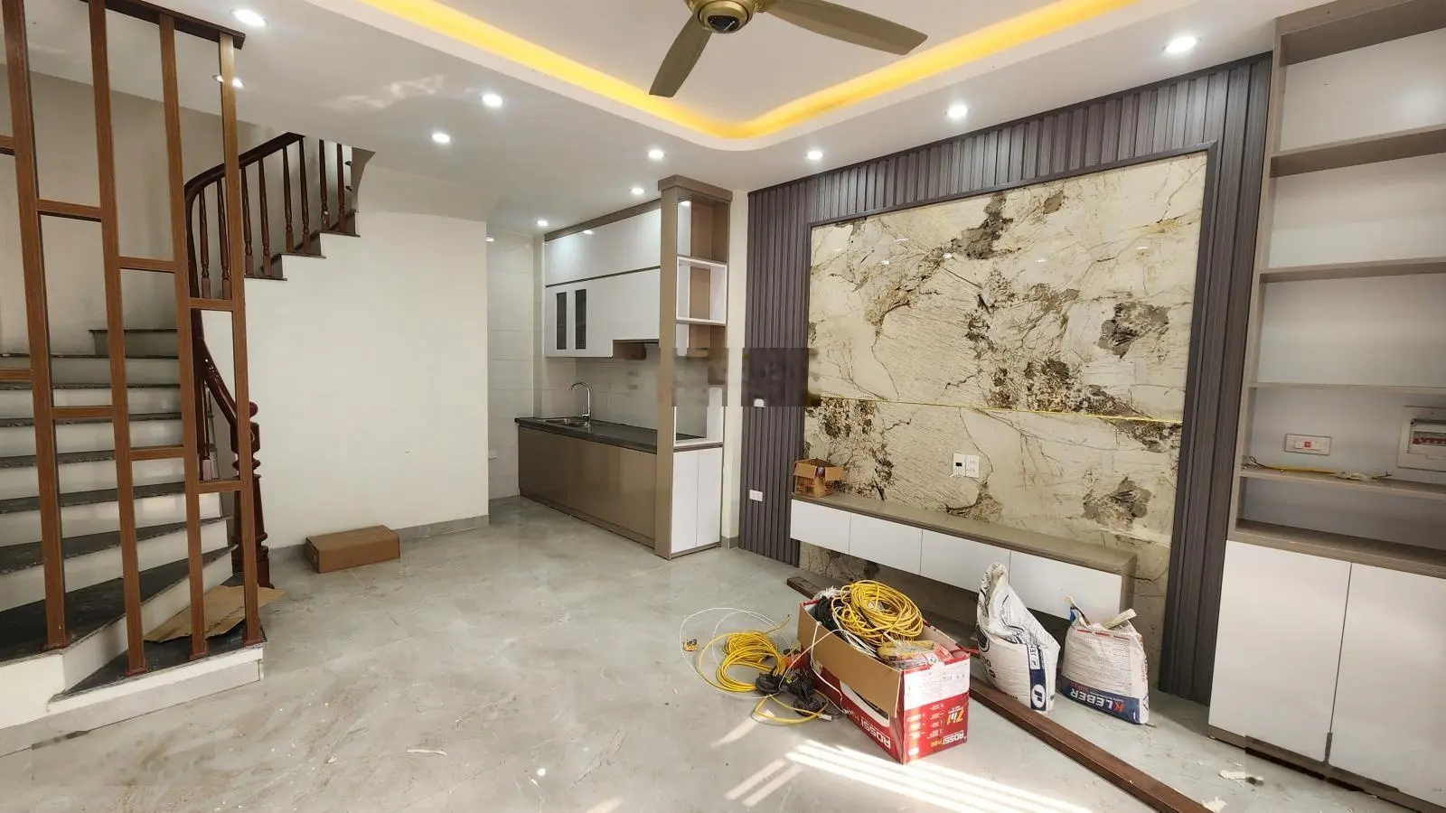 Bán nhà Phố Lụa - Vạn Phúc 47m2 x 5 tầng, 3PN. Đường ô tô cách 20m. Giá chỉ 6.1 tỷ. LH 0961.852.885