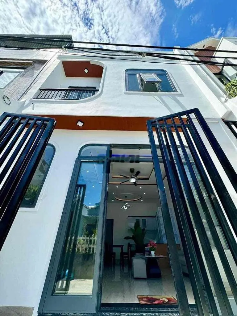 Nhà 2 tầng kiệt oto Tô Hiệu full nội thất xây mới hoàn toàn