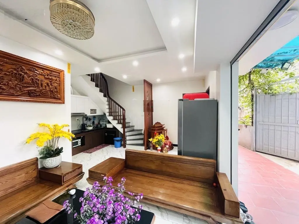 Bán Nhà Phố Bà Triệu, Hà Đông 5 Tầng, Thang Máy, Ô Tô Qua Nhà Chỉ Hơn 7 Tỷ, Full Đồ, Sổ đẹp
