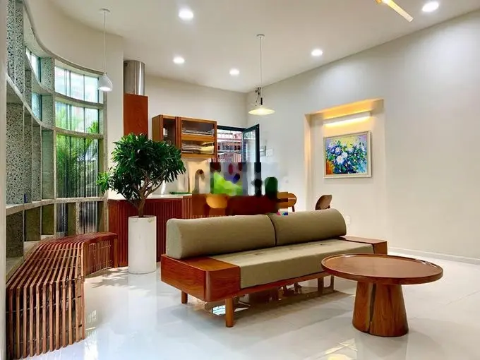 Nhà HXH đường CMT8, P10, Q3, 35m2, 4 tầng, ngang 5m, mới,6.x tỷ