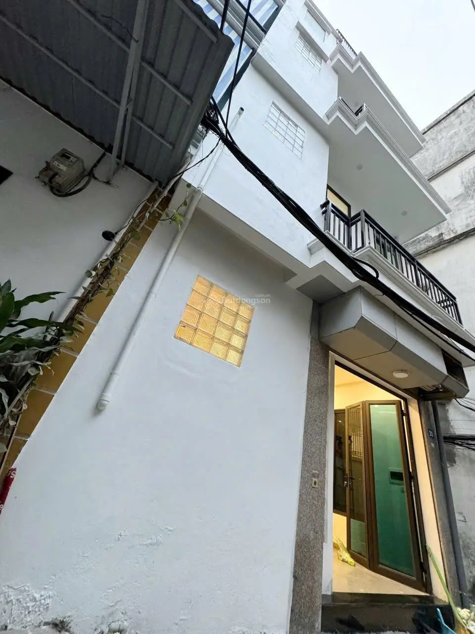 Nhà mới ngõ Ô tô quận Hai Bà Trưng chỉ 200tr/m2