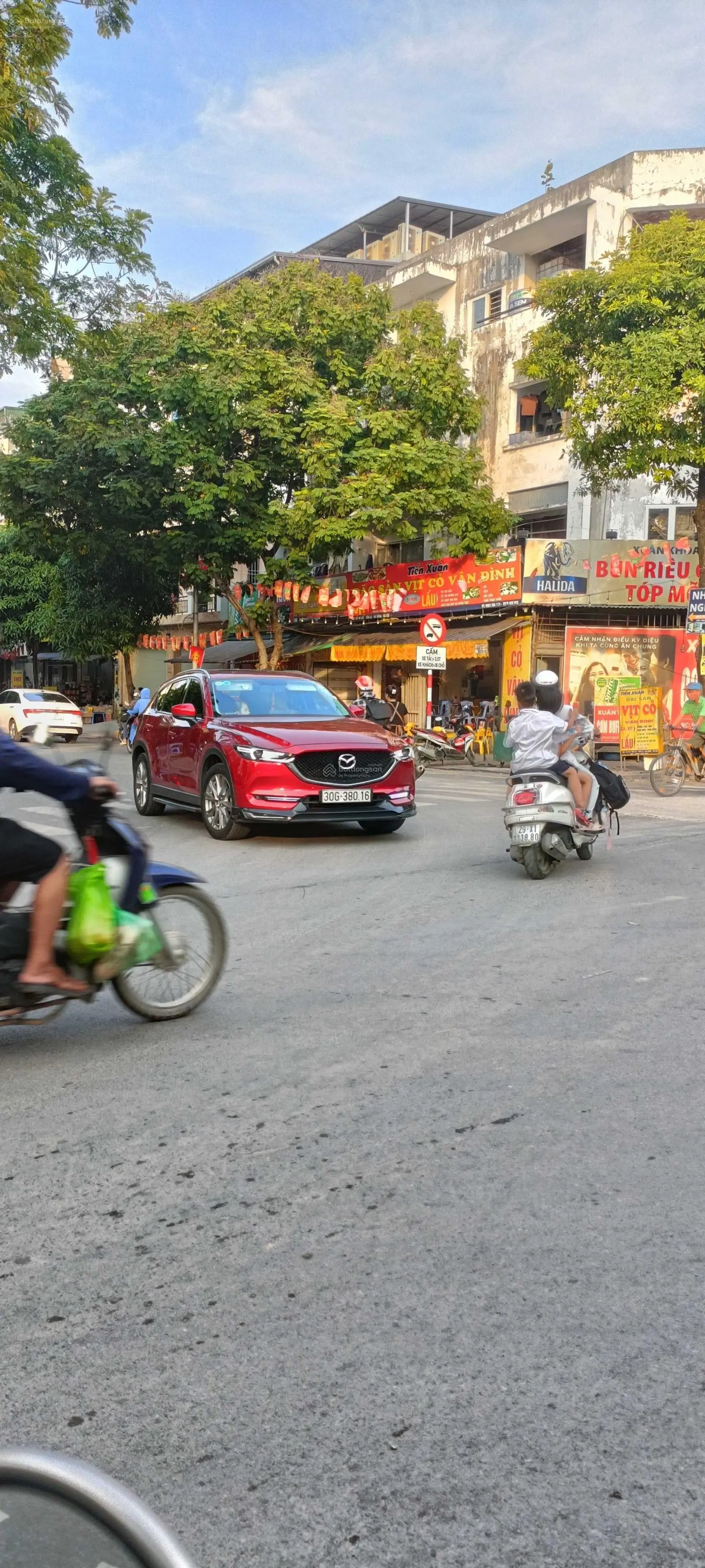 Siêu kinh doanh, NguyễnTrãi, Thanh Xuân, 41m2, 5 tầng, nhỉnh 6 tỷ, Ô tô qua, gần xe Buýt.