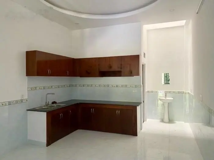 Hẻm nhựa 8m ngay quốc lộ 13 hiệp bình phước thủ đức - nhà 3 tầng hoàn công 4x17m