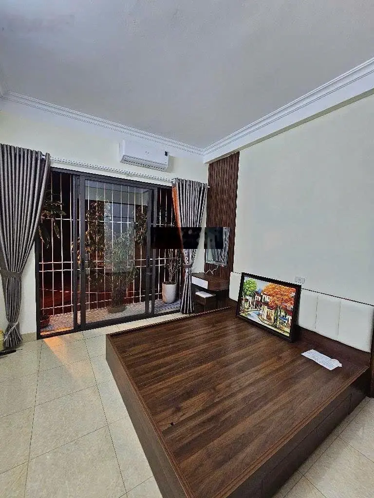 Bán nhà ngô gia tự,50m,4ngu,phun nội thất,gần ô tô tránh,chỉ 6.5ty