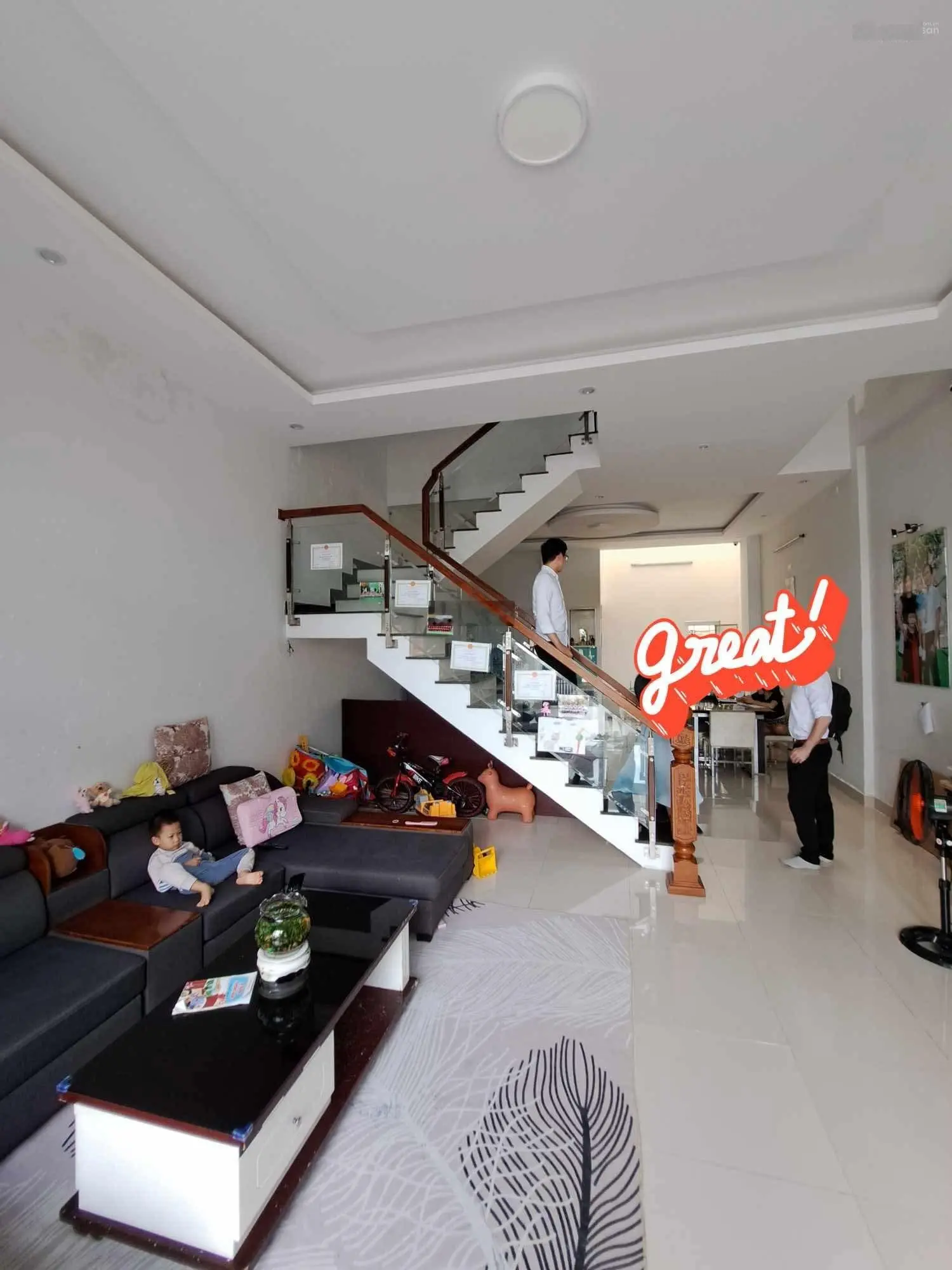 Bán nhà 3 tầng 3 mê, diện tích 103m2 đường 7,5m lề 4m gần ngay Bùi Tá Hán